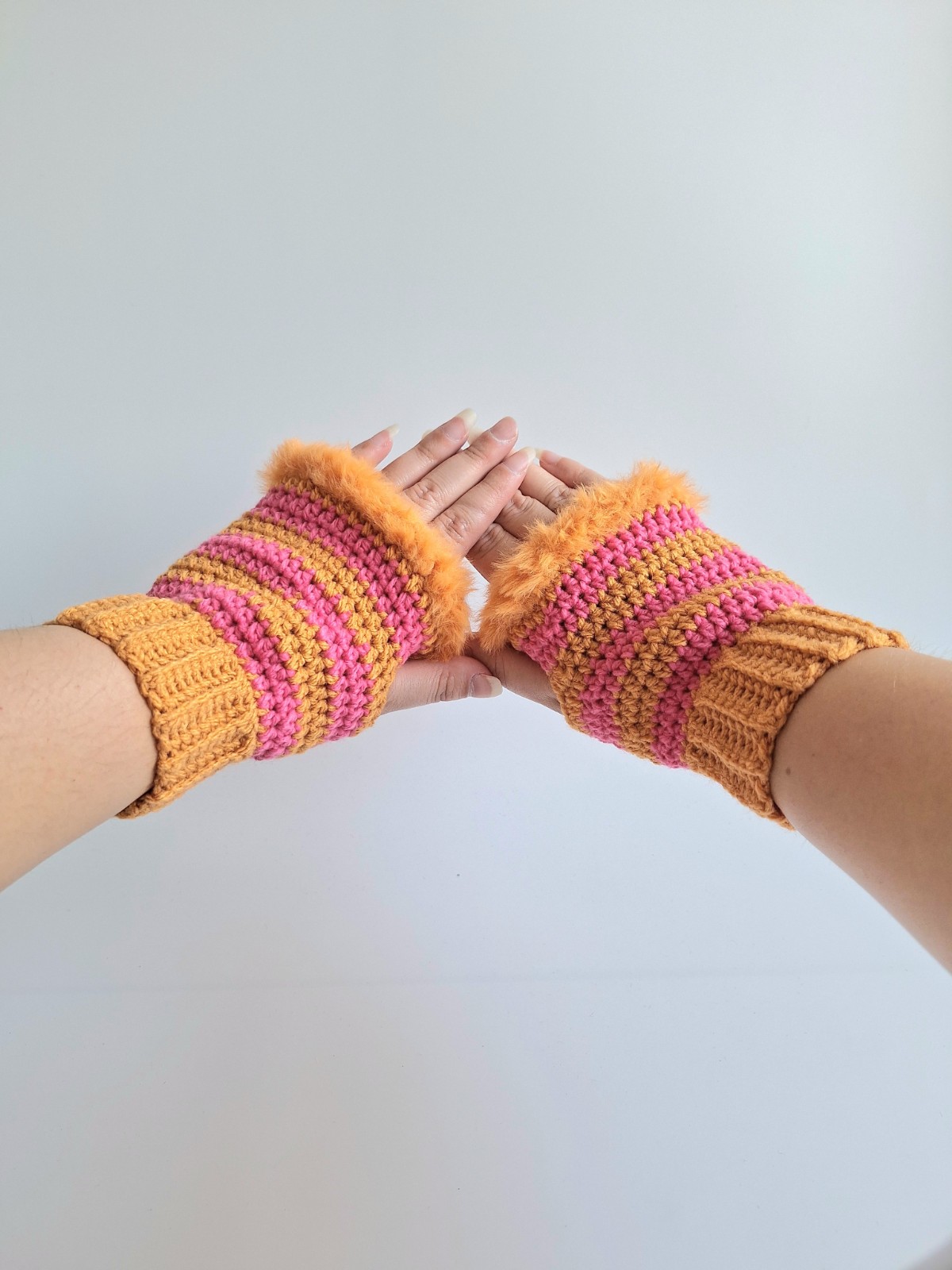 Gehaakte handschoenen - gehaakte vingerloze handschoenen | Oranje en roze