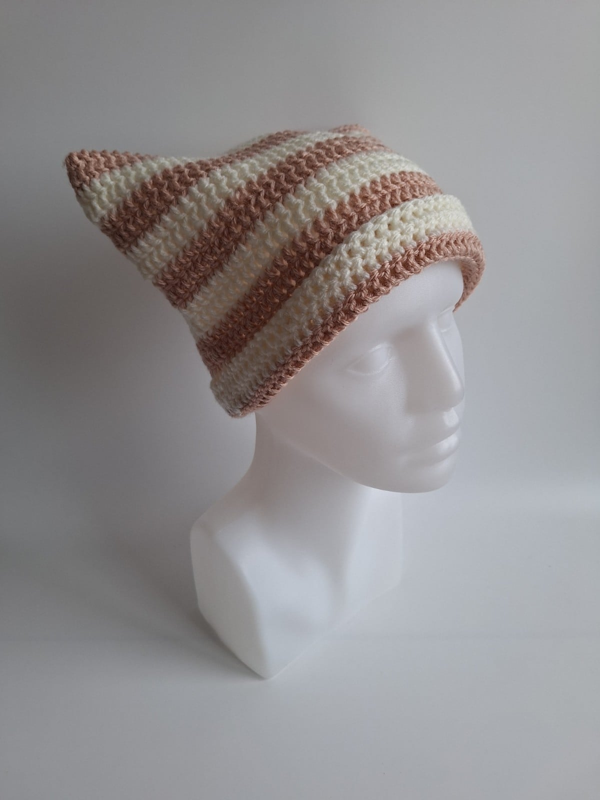 Gehaakte muts | Crème en poeder roze - 105368 Gehaakte muts | Crème en poeder roze