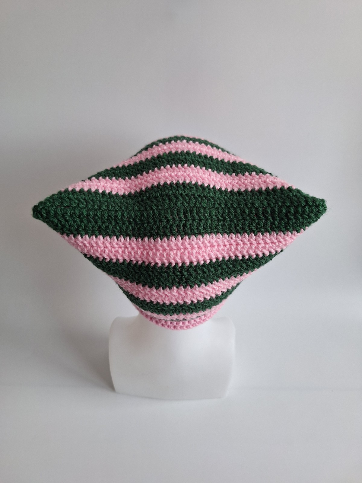 Gehaakte muts | Lichtroze en donkergroen