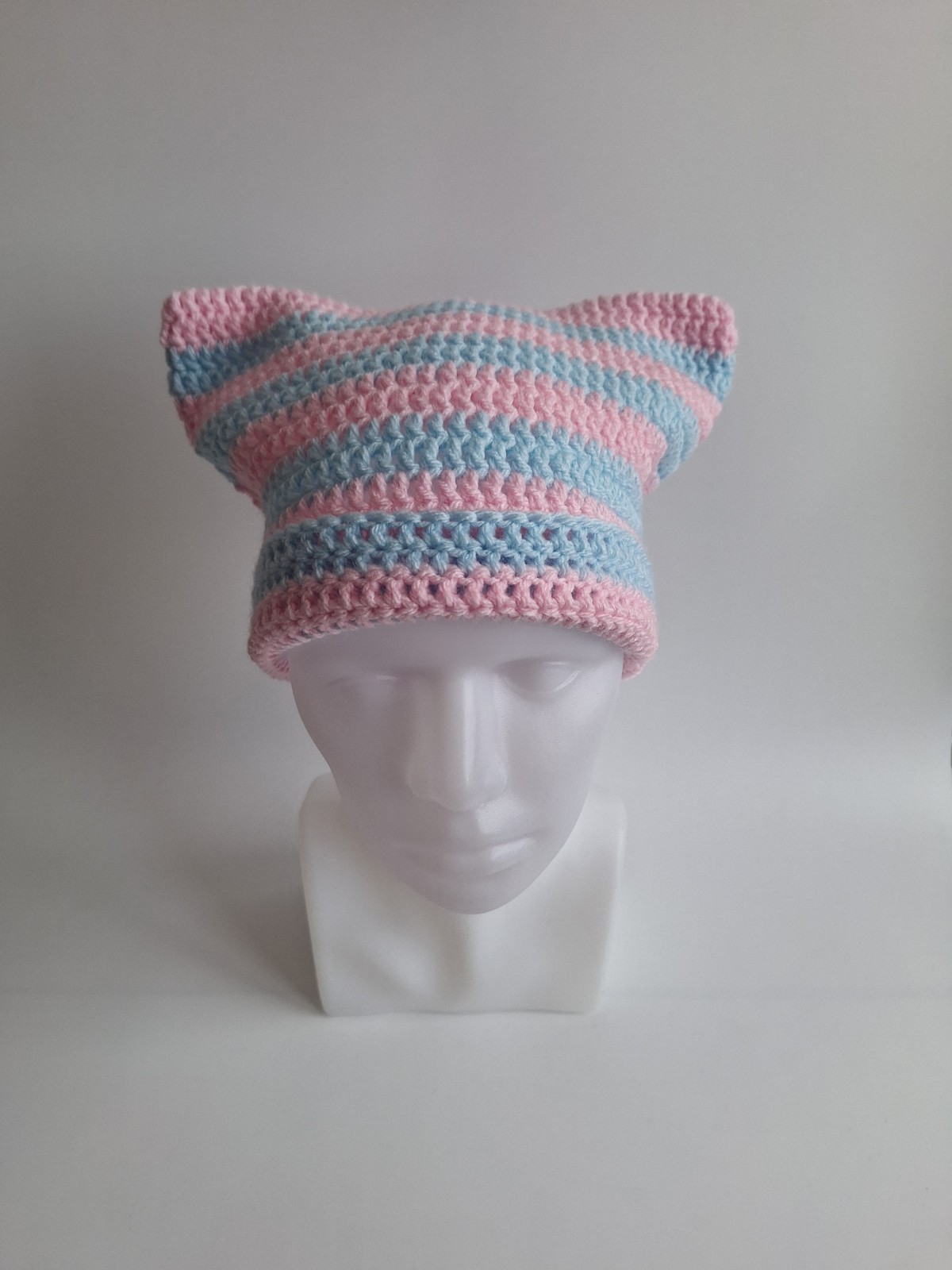 Gehaakte muts | Lichtroze en lichtblauw