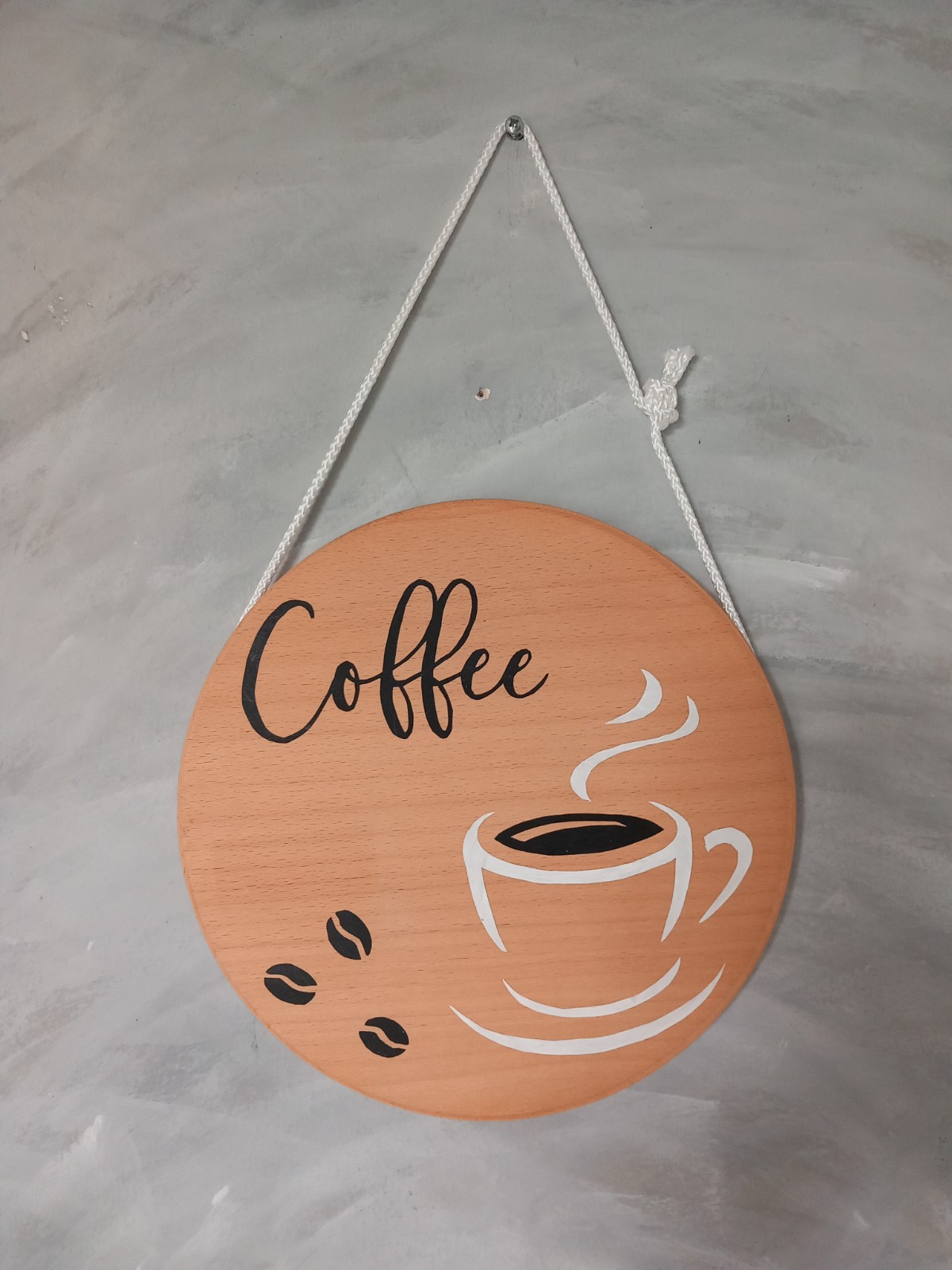 Handbeschilderd houten hang bord – zwarte letters Coffee en witte … - 102129 Handbeschilderd houten hang bord – zwarte letters Coffee en witte koffie kop