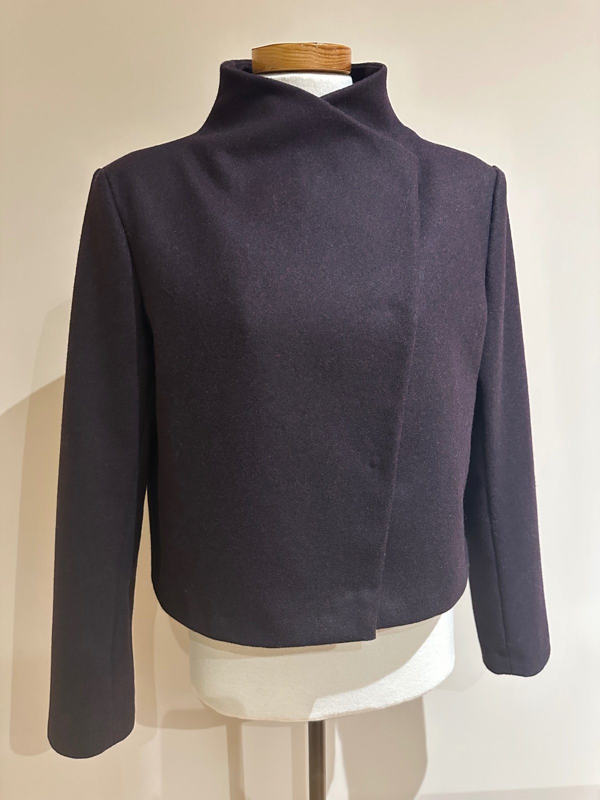 Herfst jas, burgundy, bordeaux, dames jas, korte jas