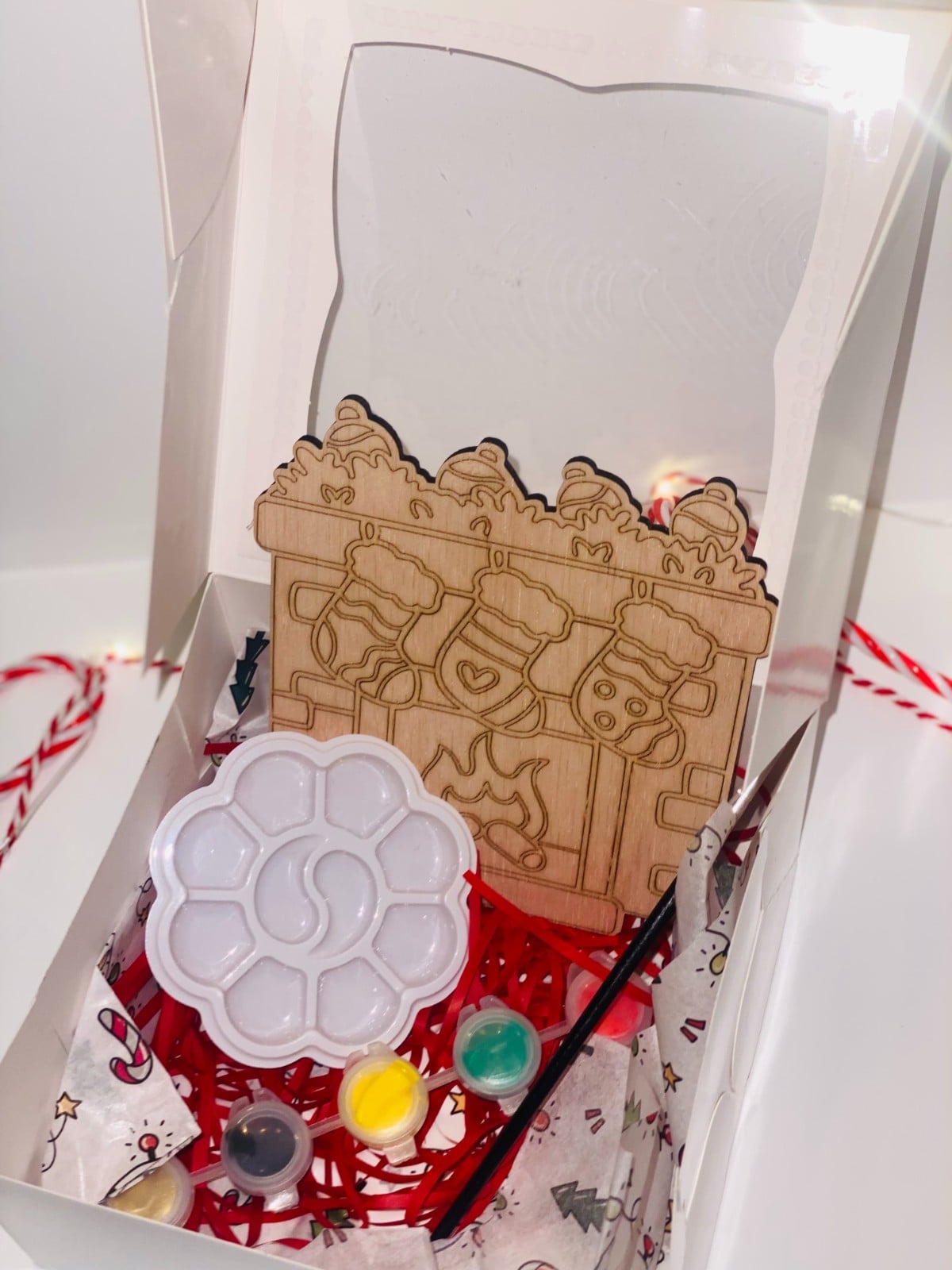 Houten Kerstornament Knutselset – DIY Verfset voor Kinderen – Ker… - 106136 Houten Kerstornament Knutselset – DIY Verfset voor Kinderen – Kerst Openhaard, – Creatief Knutselcadeau – Inclusief Verf & Kwast – Crafted Creations