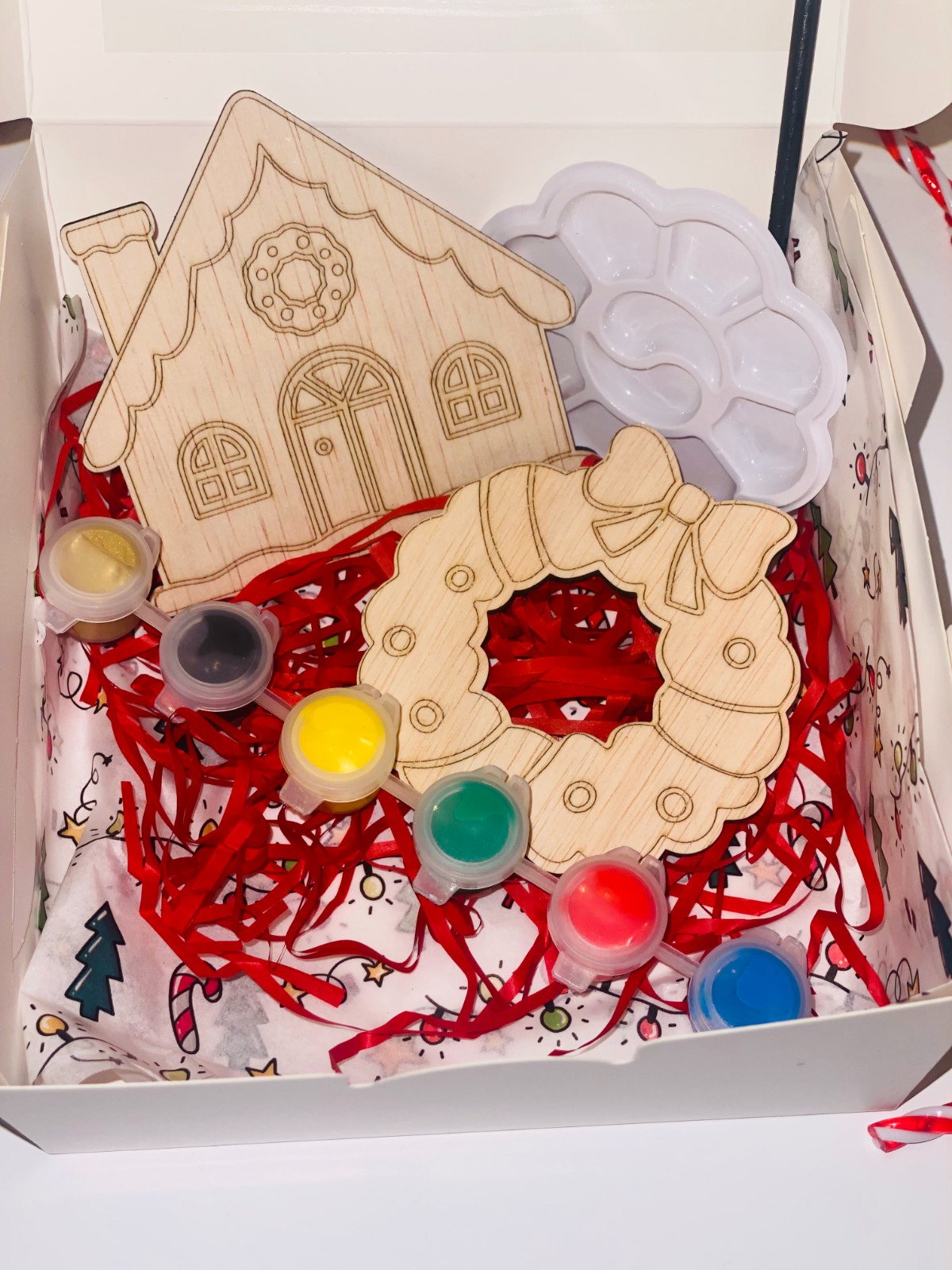 Kerstornament Knutselset – Inclusief Verf & Kwast – DIY Christmas… - 106133 Kerstornament Knutselset – Inclusief Verf & Kwast – DIY Christmas Craft Kit voor Kinderen – Creatief Cadeau – Crafted Creations