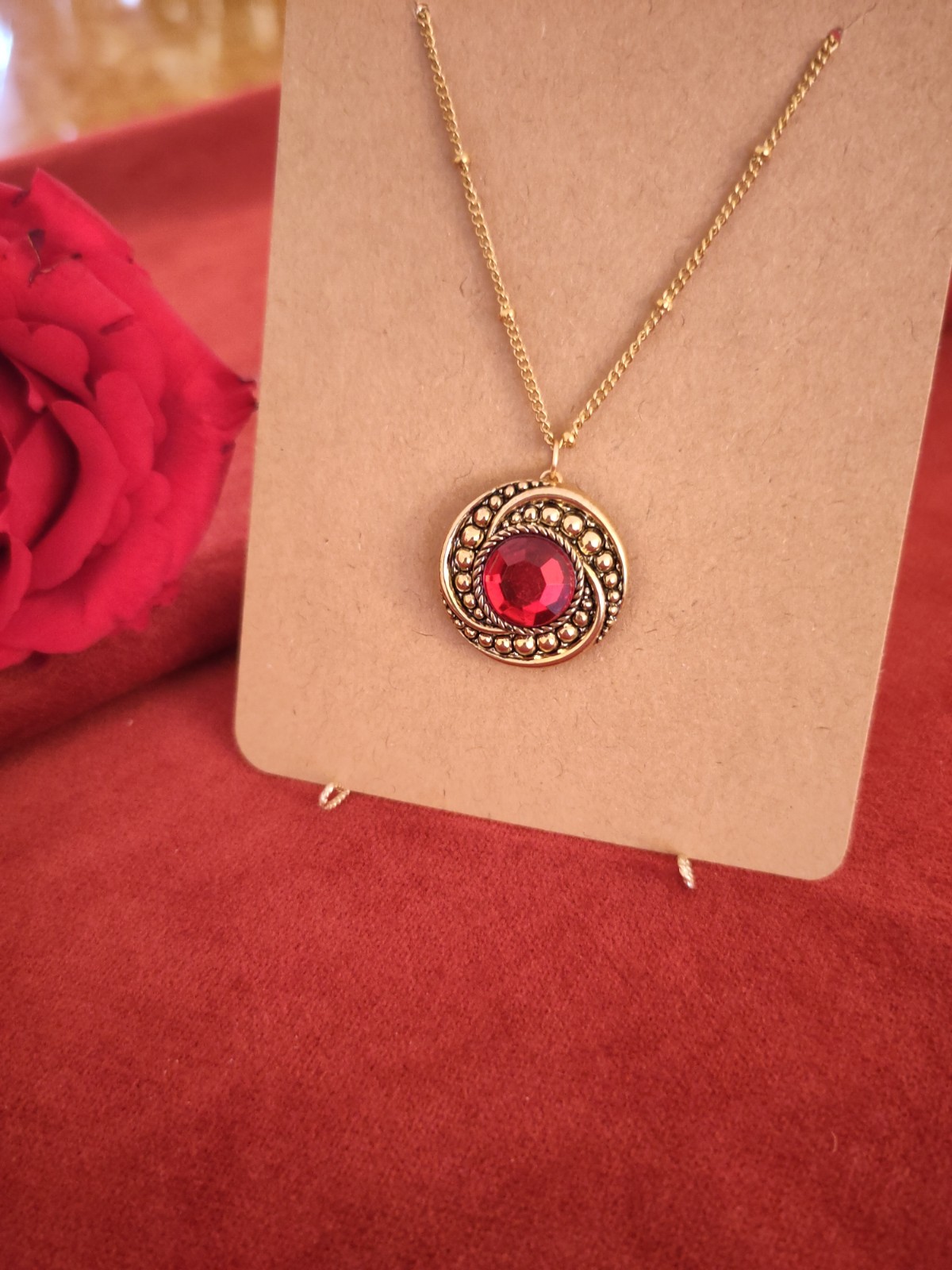 Vintage knoop kettinkje | glamour queen | 1970s - 108541 Vintage knoop kettinkje | glamour queen | 1970s