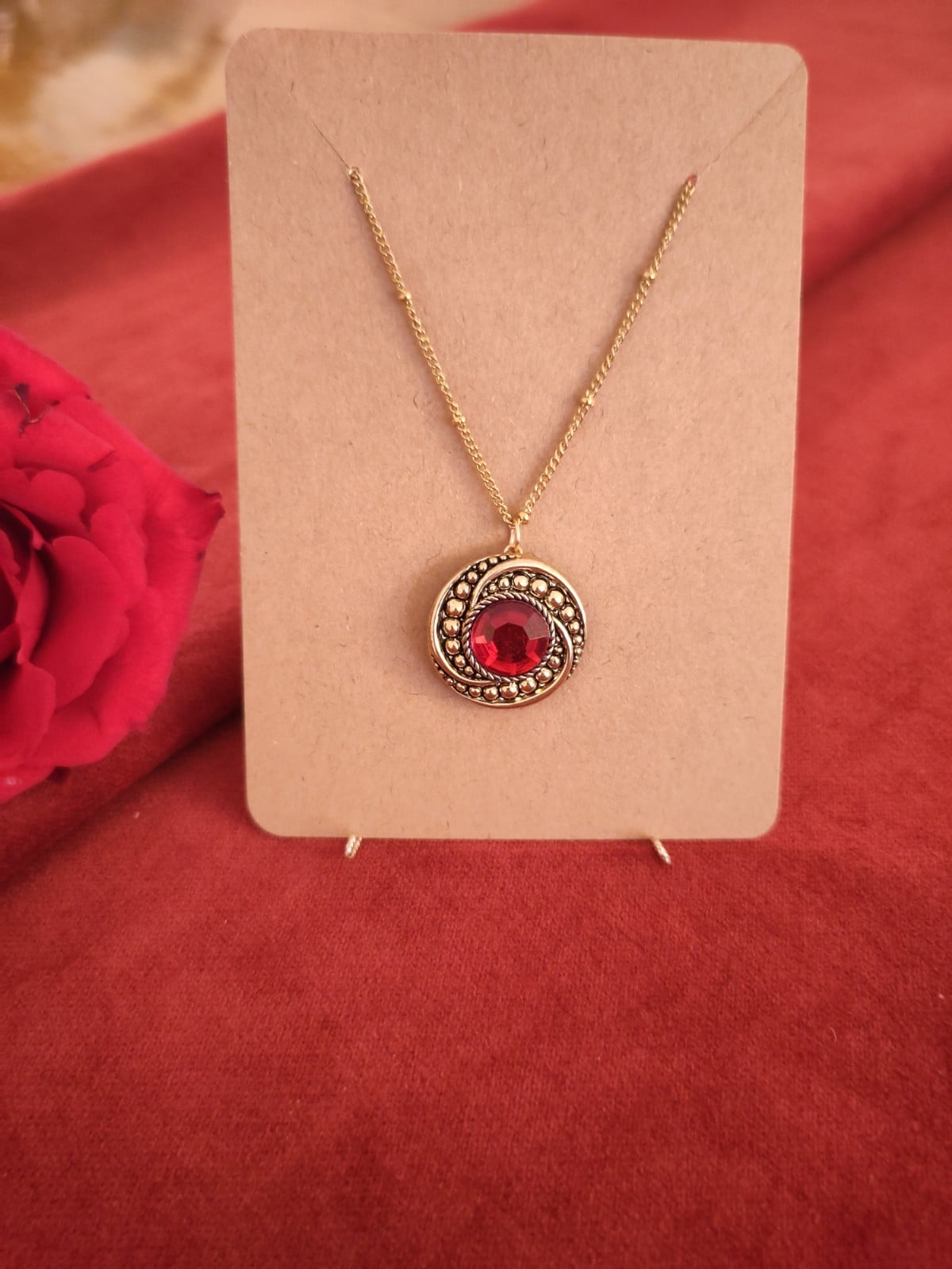 Vintage knoop kettinkje | glamour queen | 1970s - 108543 Vintage knoop kettinkje | glamour queen | 1970s