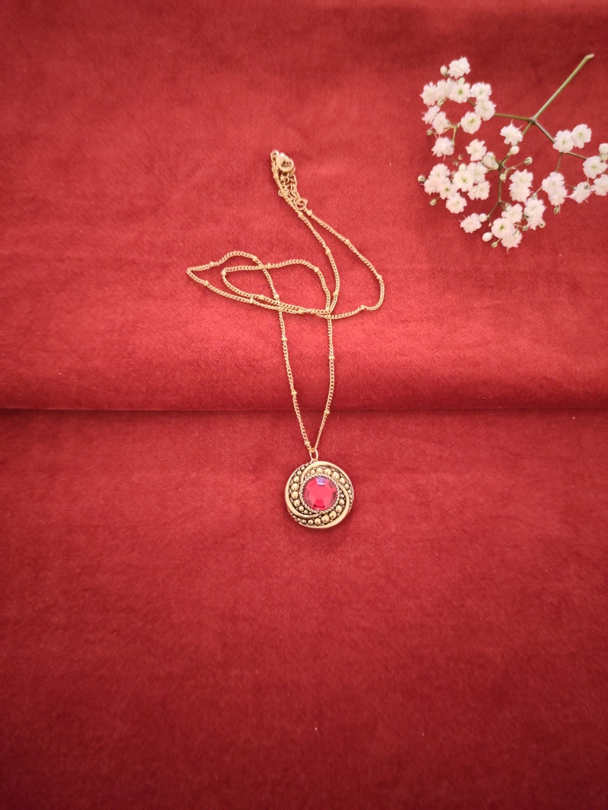 Vintage knoop kettinkje | glamour queen | 1970s - 108545 Vintage knoop kettinkje | glamour queen | 1970s