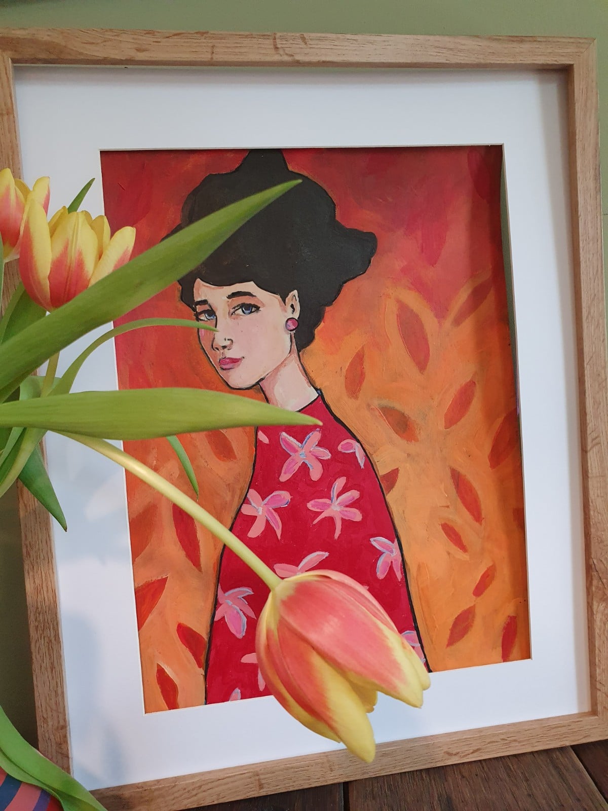 fire girl A3 Kunstprint – Vurig Vrouwenportret in Rode Tinten | Acryl Schilderij met Bloemenmotief