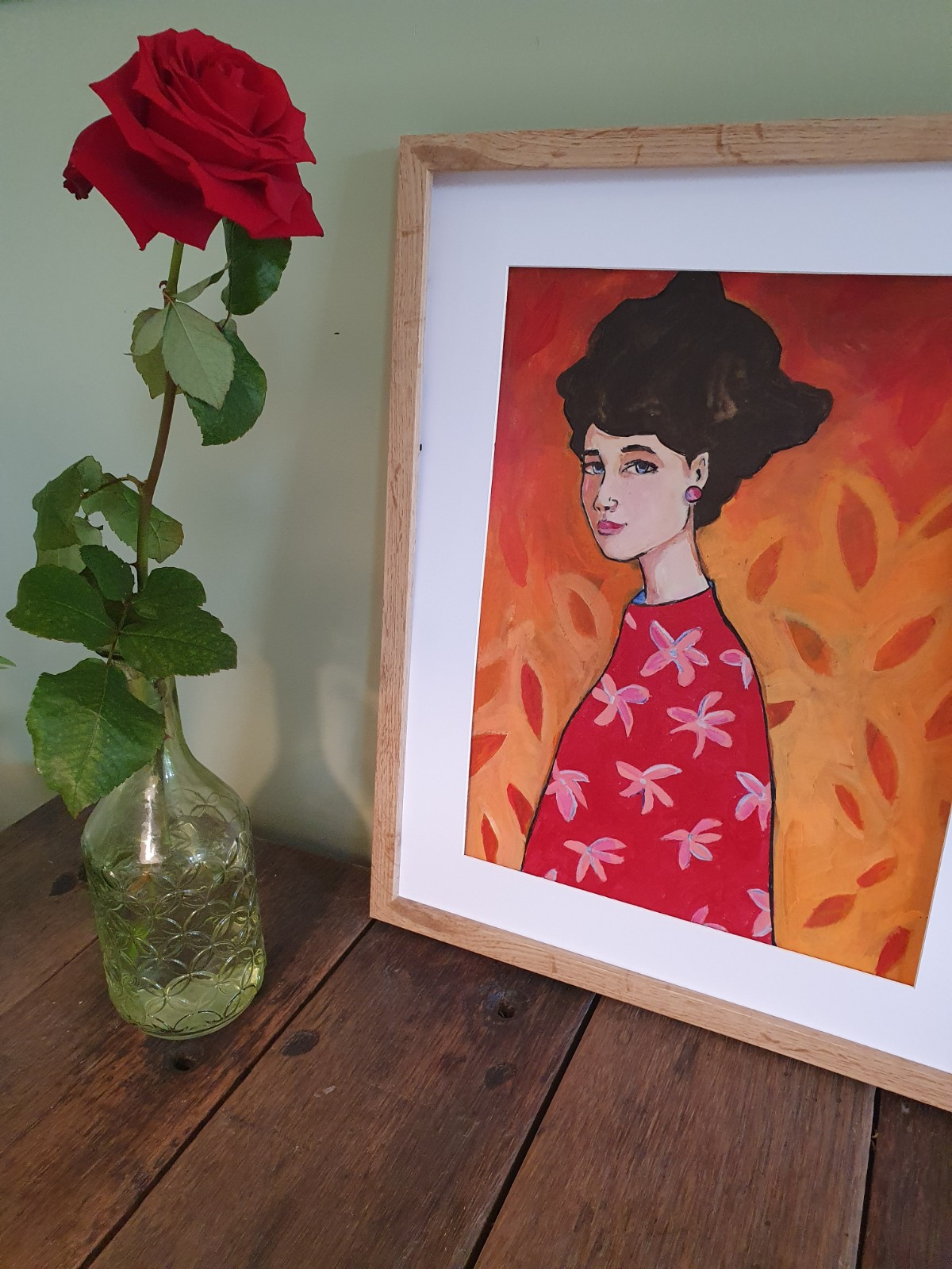 fire girl A3 Kunstprint – Vurig Vrouwenportret in Rode Tinten | Acryl Schilderij met Bloemenmotief