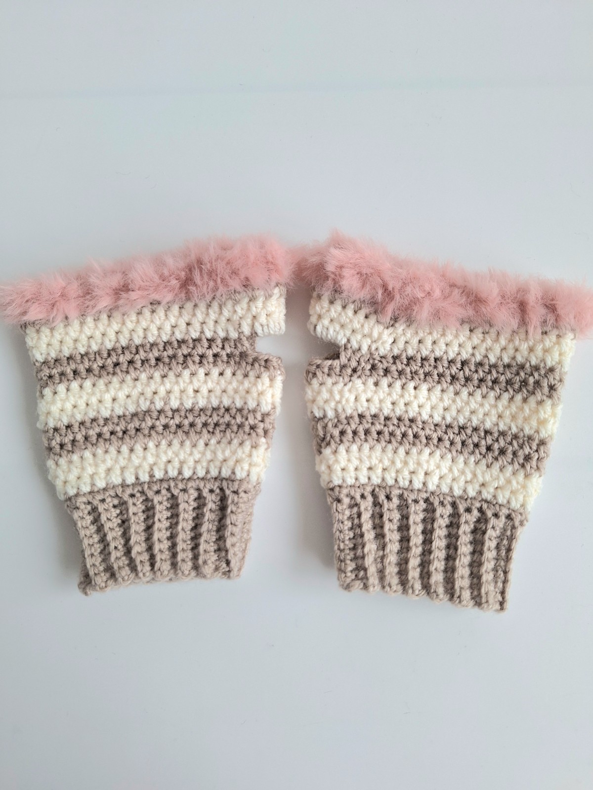 Gehaakte handschoenen - gehaakte vingerloze handschoenen | Beige, cr… - 99193 Gehaakte handschoenen - gehaakte vingerloze handschoenen | Beige, crème en poeder roze