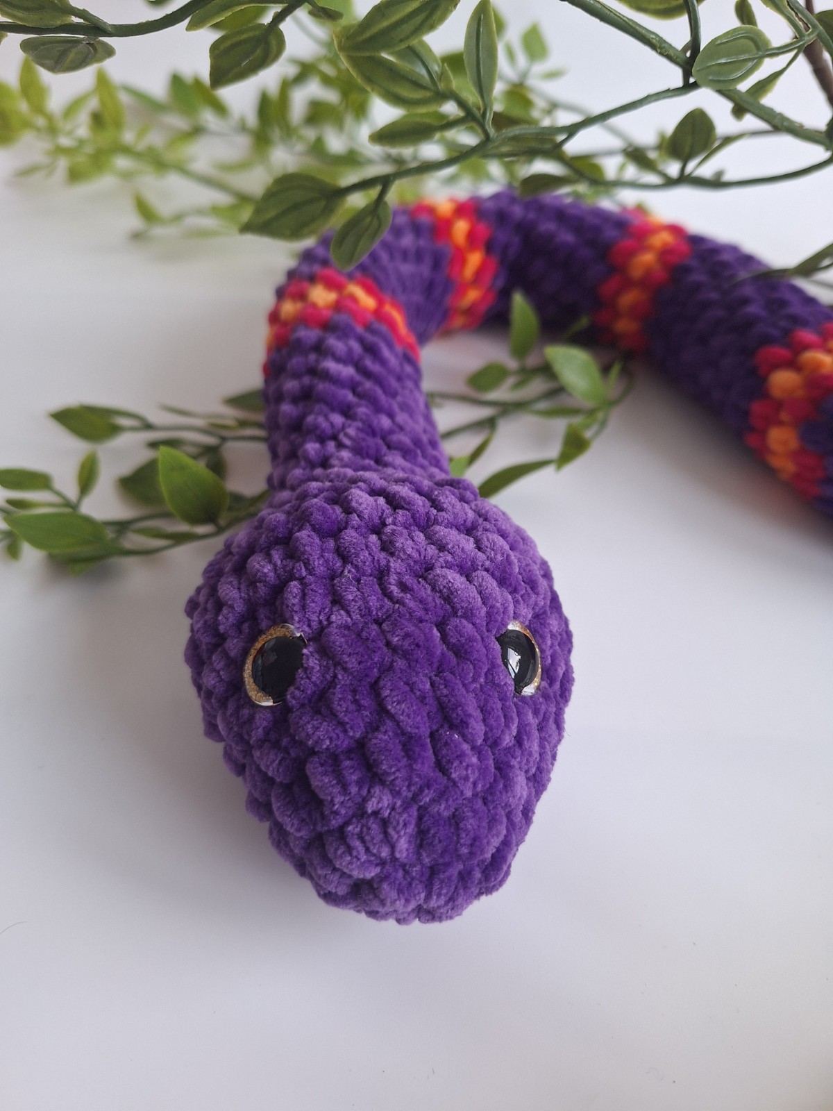 Gehaakte knuffel | Paars, knalroze en oranje slang - 110452 Gehaakte knuffel slang | Paars, knalroze en oranje