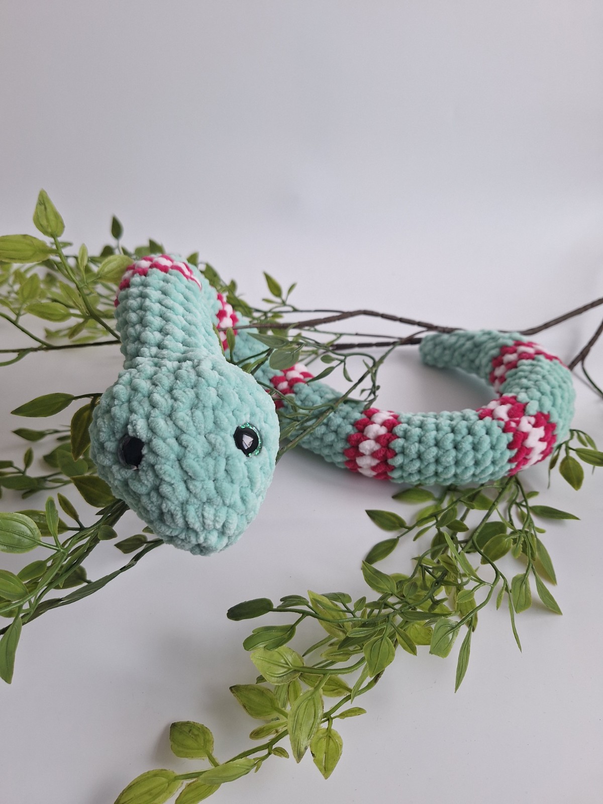 Gehaakte knuffel slang | Mintgroen, knalroze en lichtroze