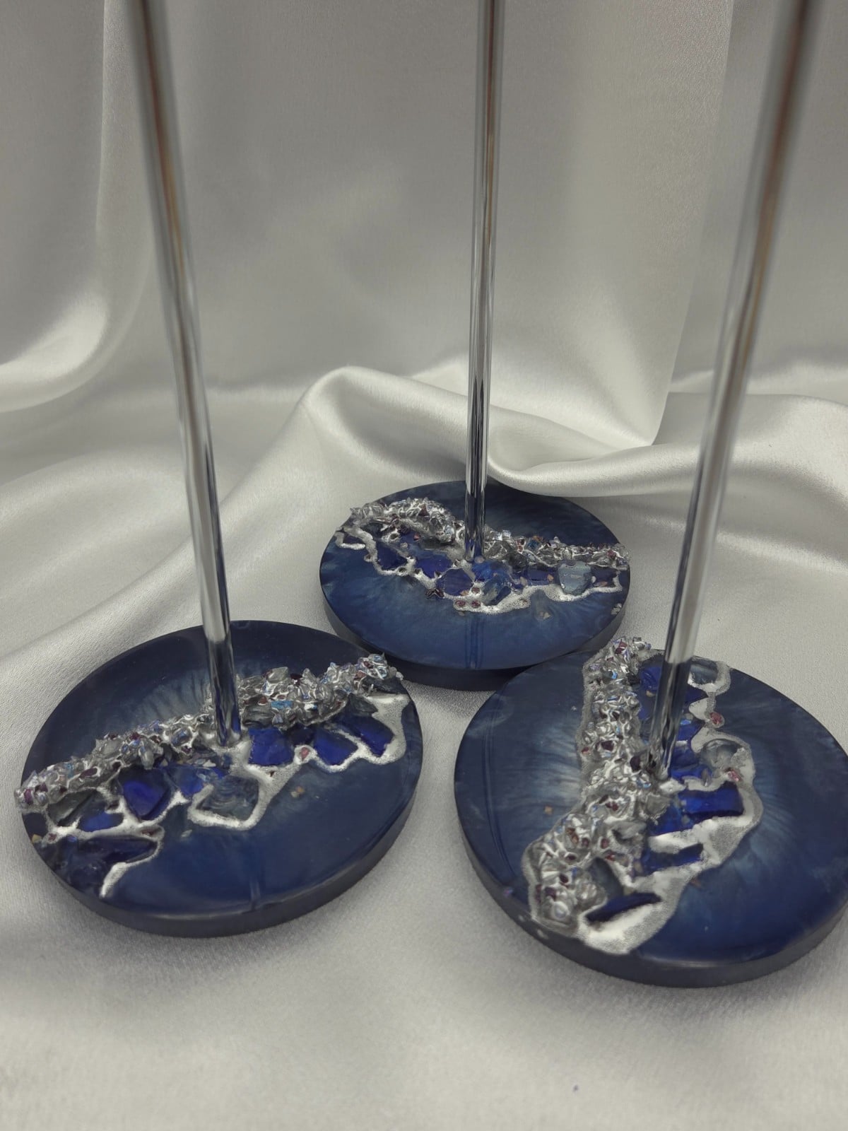 kandelaars epoxy en glas - set van 3 zilver en blauw - 107017 kandelaars epoxy en glas - set van 3 zilver en blauw