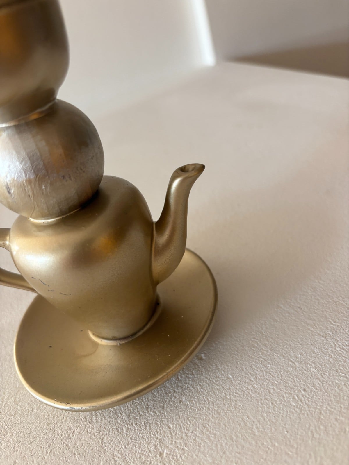 Superleuke kandelaar met theepotvoetje