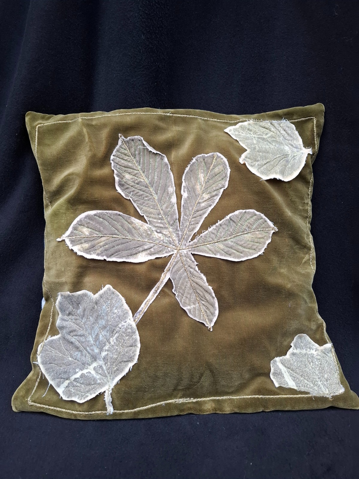 2 Sierkussens olijfgroen