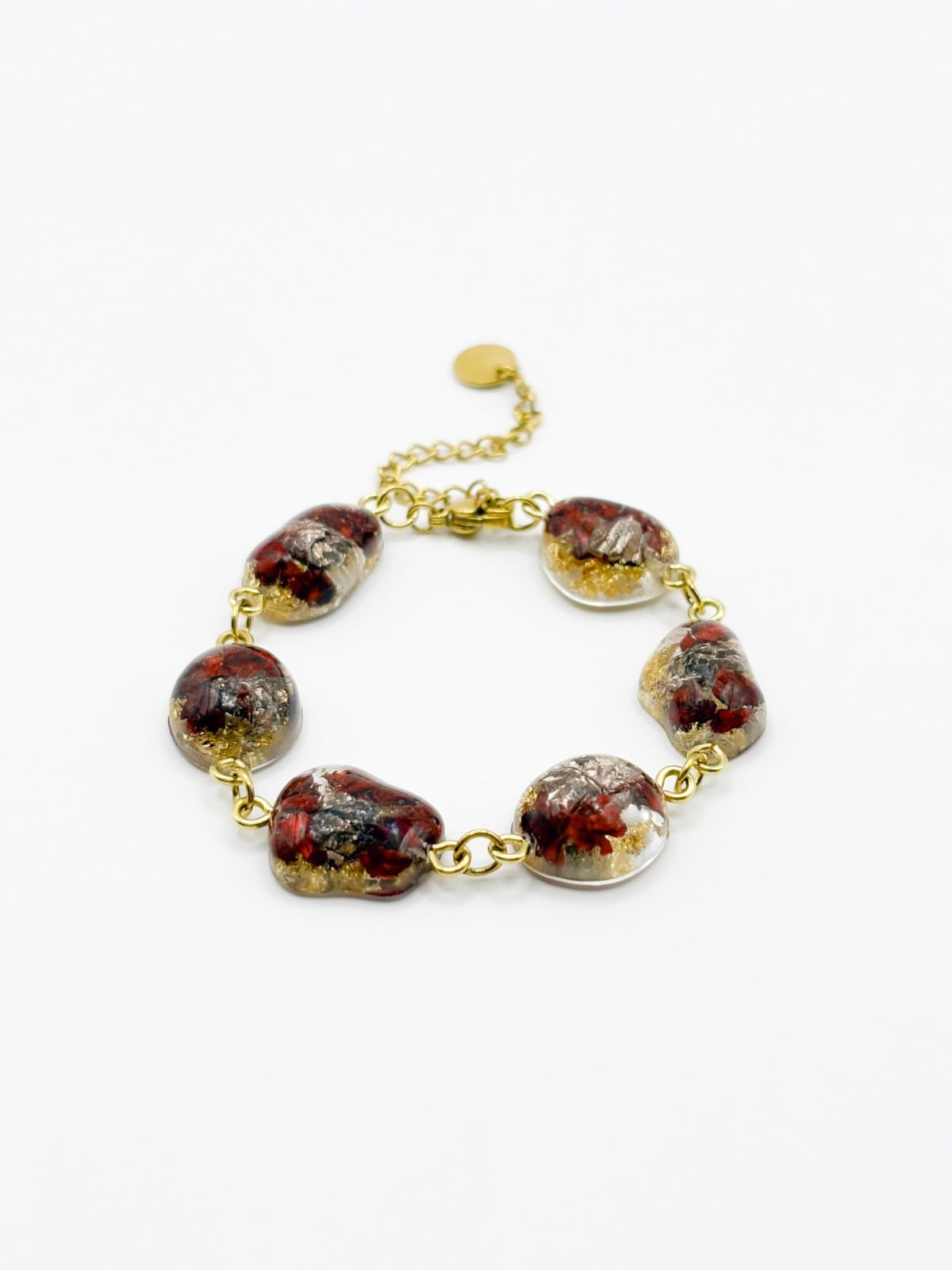 Armband met Steenvormige Hangers Gevuld met Echte Bloemen uit Scheveningen (The Final Chapter)