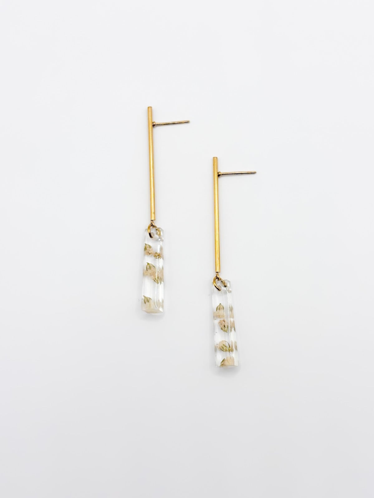 Lange Moderne Oorbellen Met Hangers Gevuld met Echt Gipskruid (The Classics)