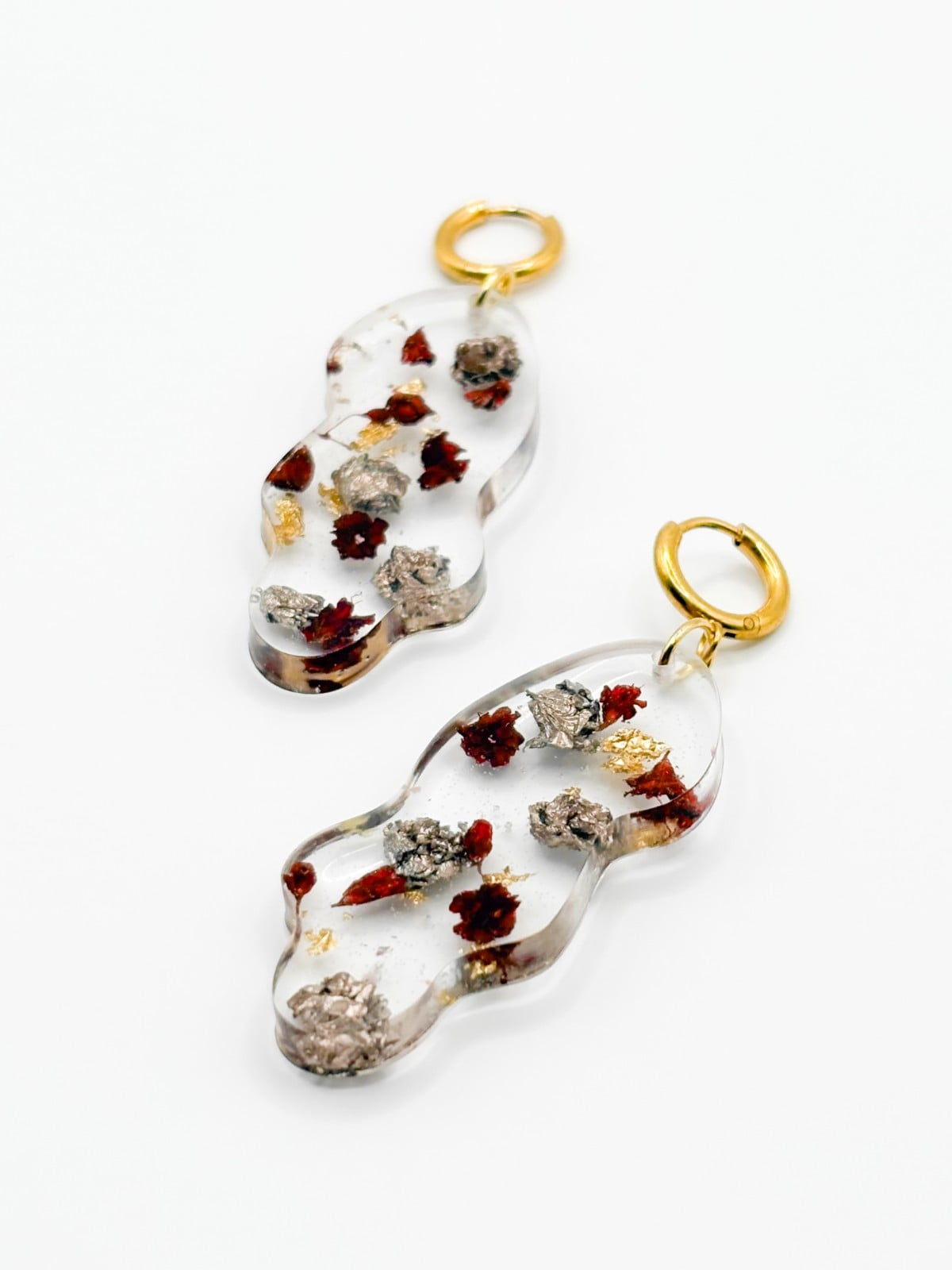 Leuke Organische Vorm Oorbellen met Echte Bloemen uit Scheveningen (The Final Chapter)