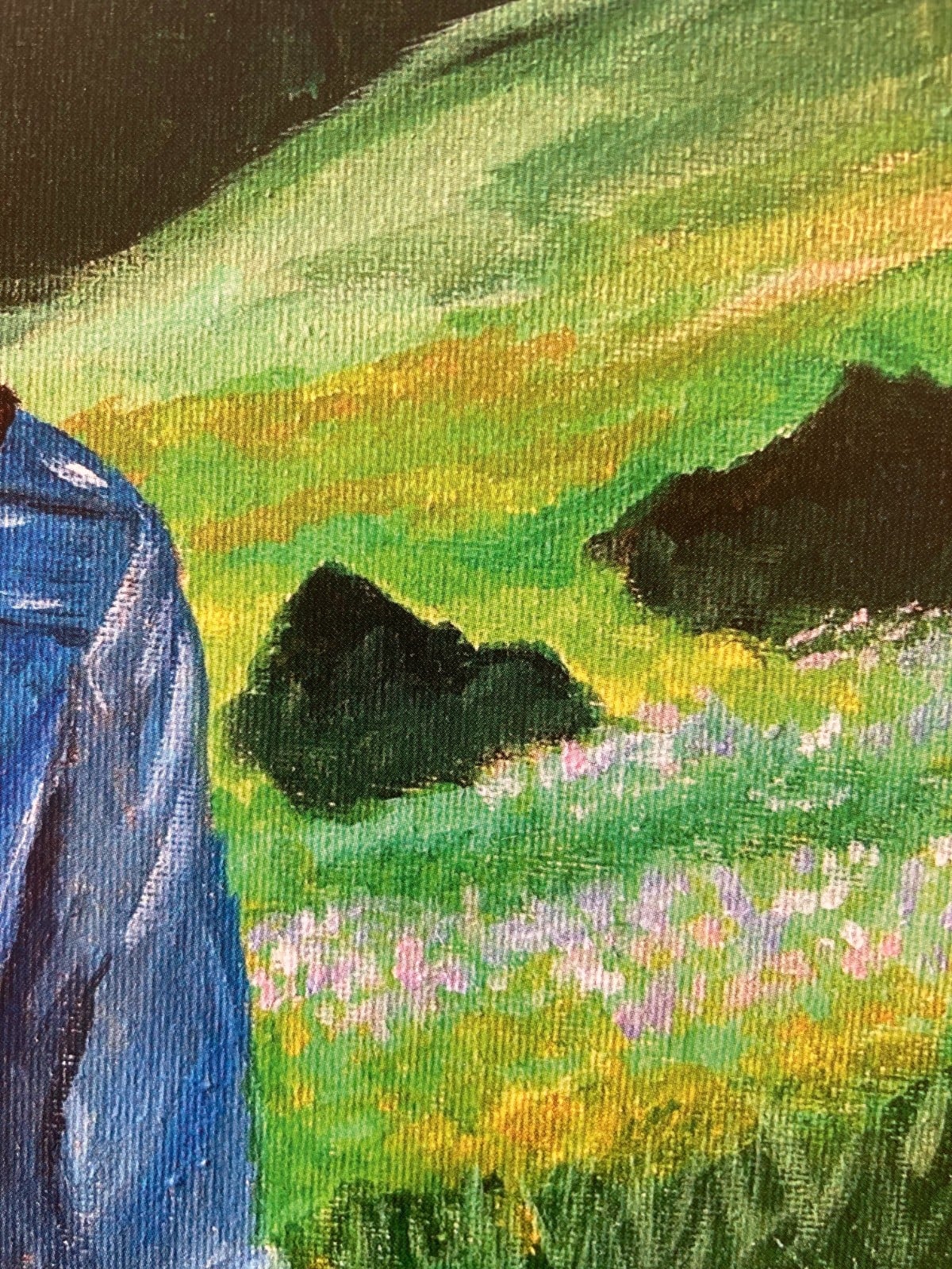 Woman in the Mountains – Bergbloei A4 kunstposter met bergen en bloemen