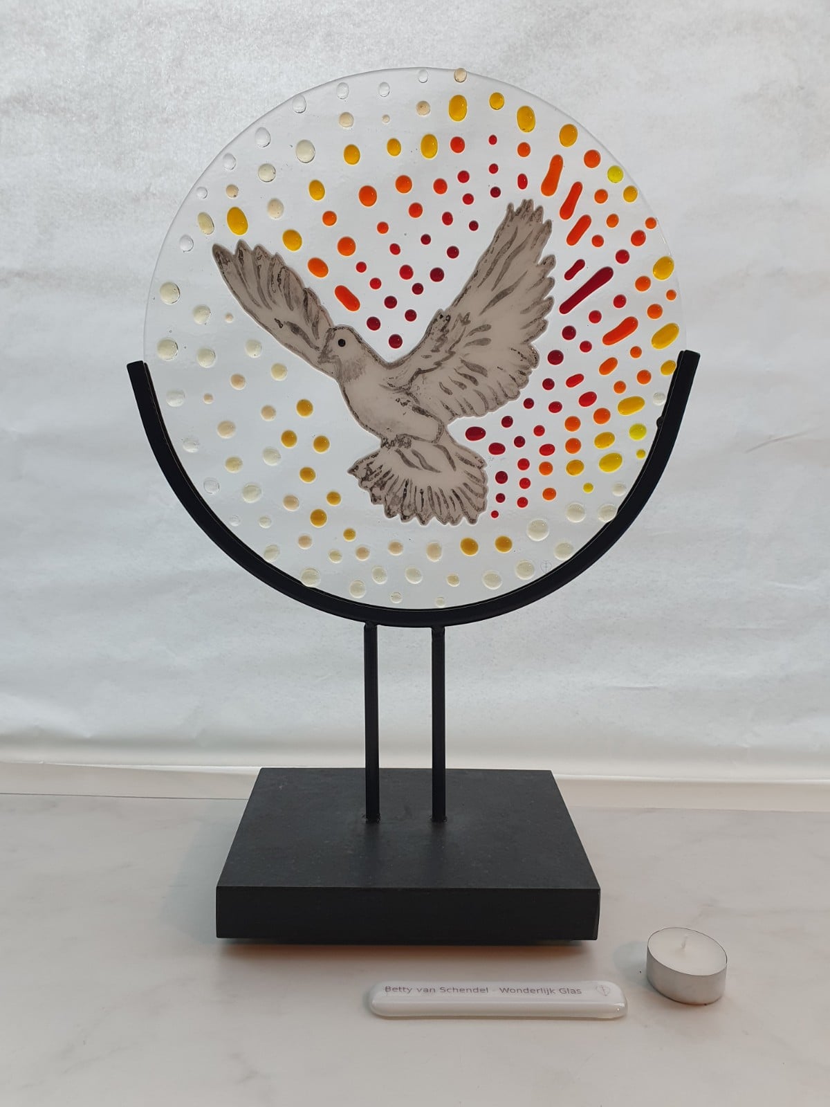 Glasfusion object duif