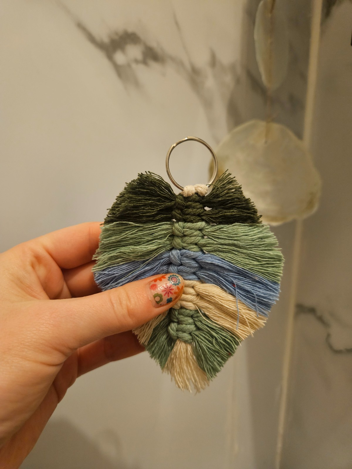 Macrame blad sleutelhanger