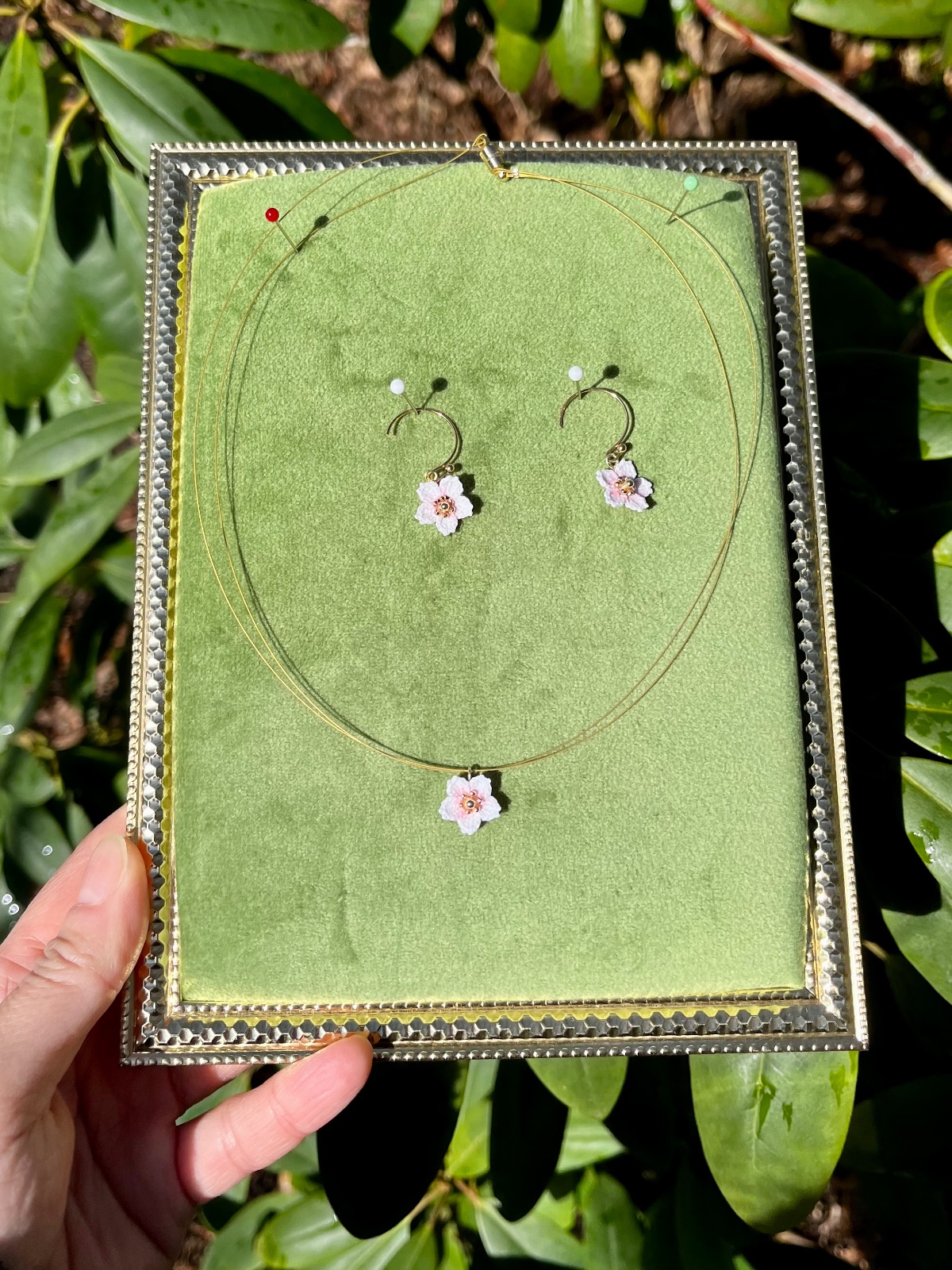 Micro gehaakte kersenbloesem sieradenset