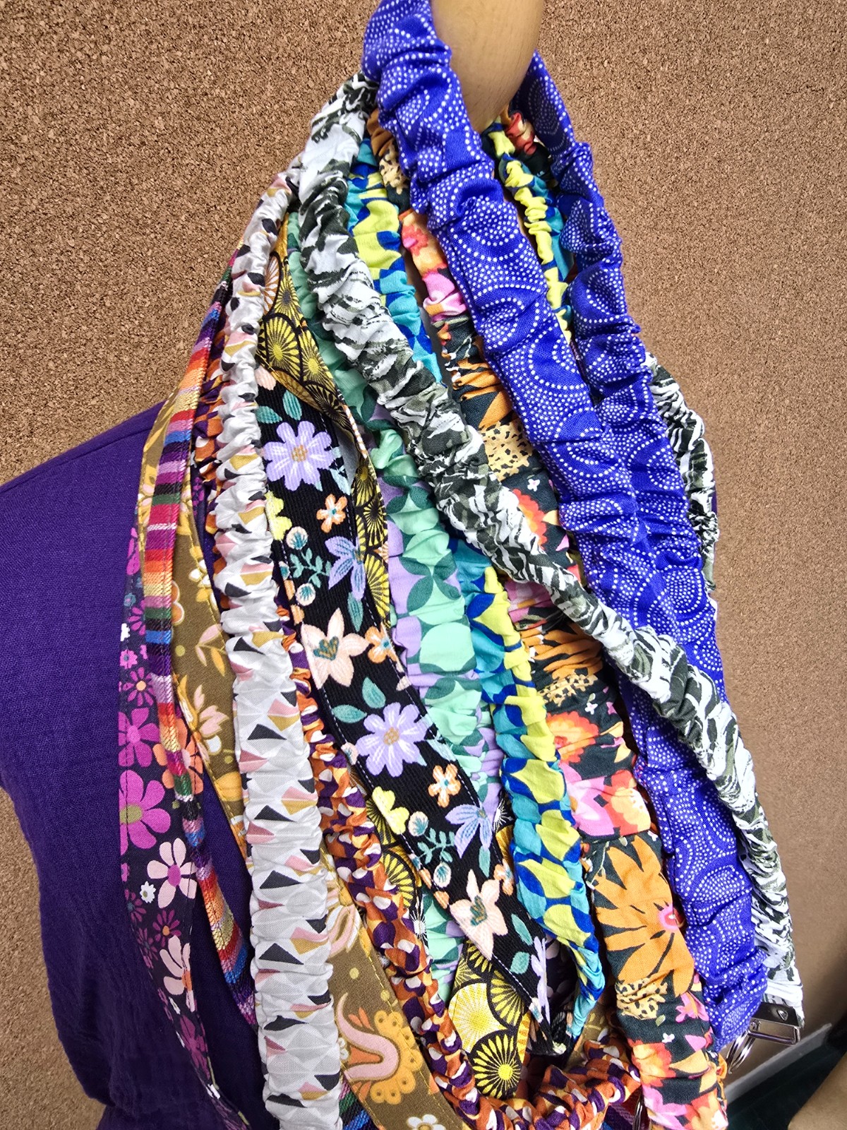 Scrunchie keycord | handgemaakt | retro | paars, groen | Atelier 904