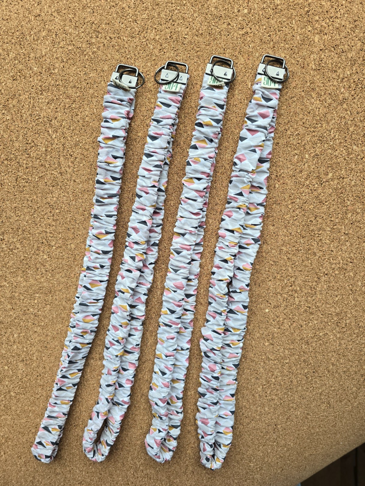 Scrunchie keycord | handgemaakt | rustige print | Atelier 904 - 116428 Scrunchie keycord | handgemaakt | rustige print | Atelier 904