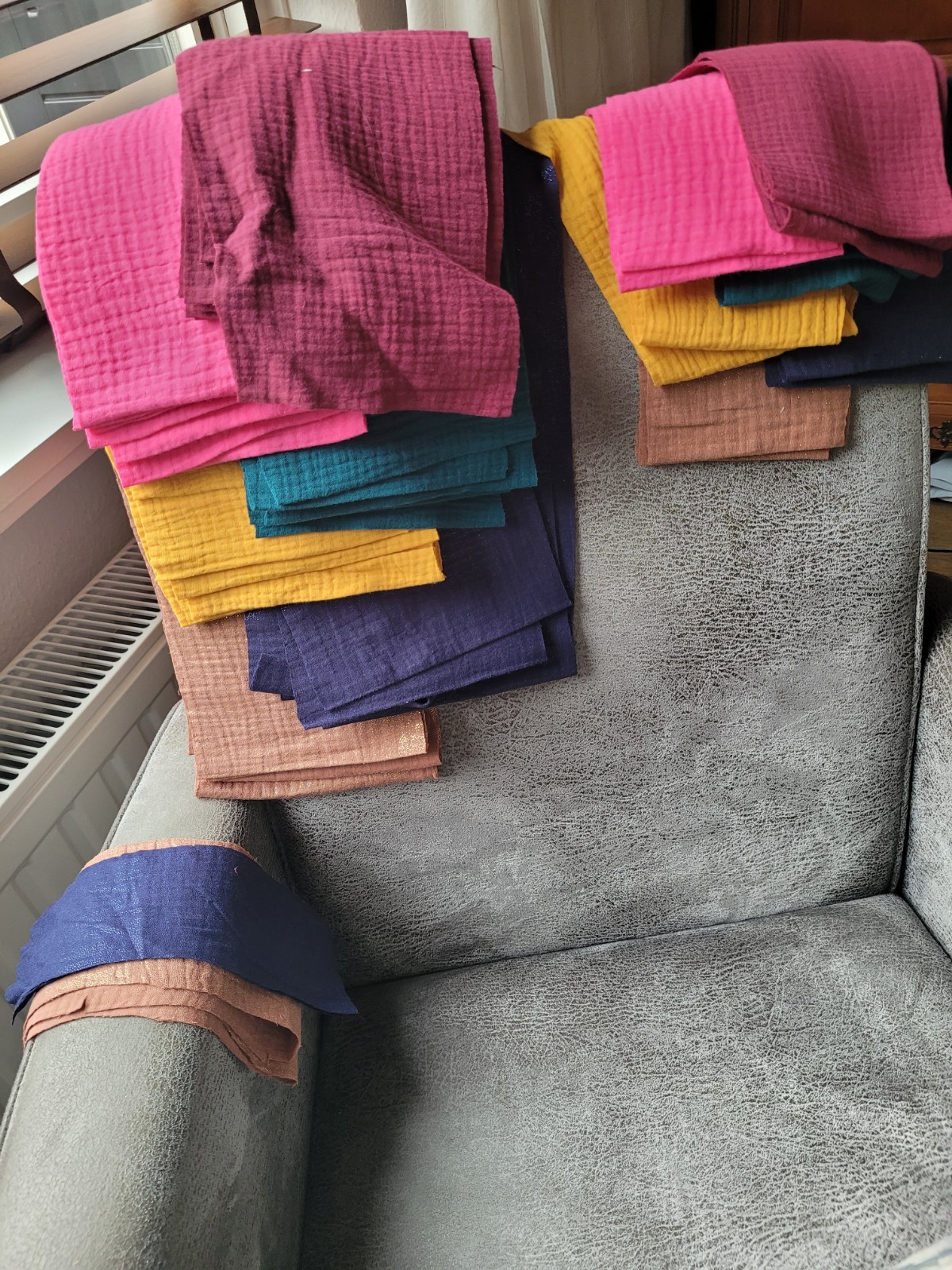 Scrunchie van double gauze | marine blauw | blauw | petrol | handgema… - 116937 Scrunchie van double gauze | marine blauw | blauw | petrol | handgemaakt | meerdere kleuren | Atelier 904