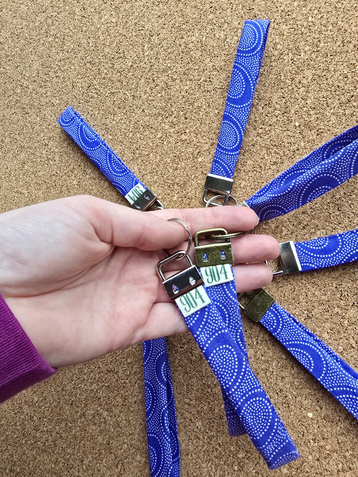 Sleutelhanger | polssleutelhanger | paars | handgemaakt | Atelier 904 - 116512 Sleutelhanger | polssleutelhanger | paars | handgemaakt | Atelier 904
