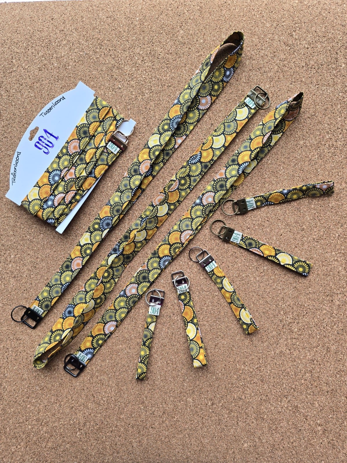 Sleutelhanger | polssleutelhanger | printje | geel, zwart | handgemaakt | Atelier 904