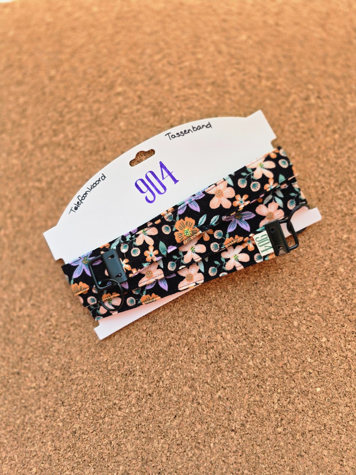 Telefoonkoord handgemaakt | kleurrijk | babyrib bloemen | stoffen telefoonkoord | Atelier 904