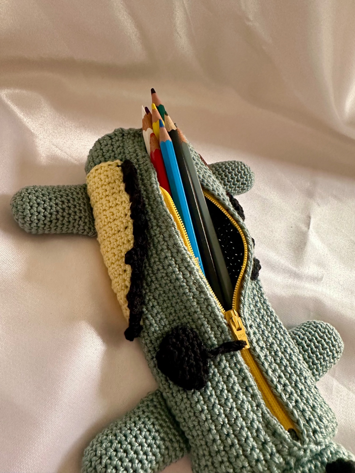 Dino etui