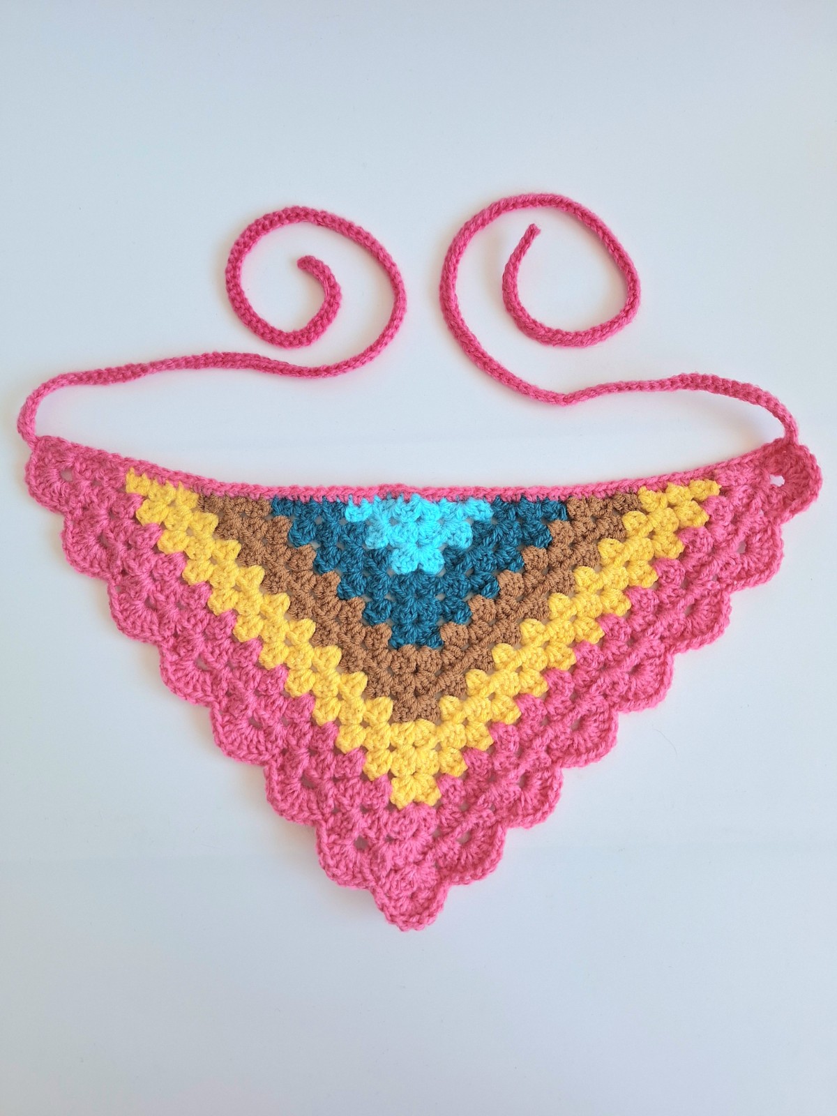 Gehaakte bandana | Turquoise, petrol, lichtbruin, geel en knalroze