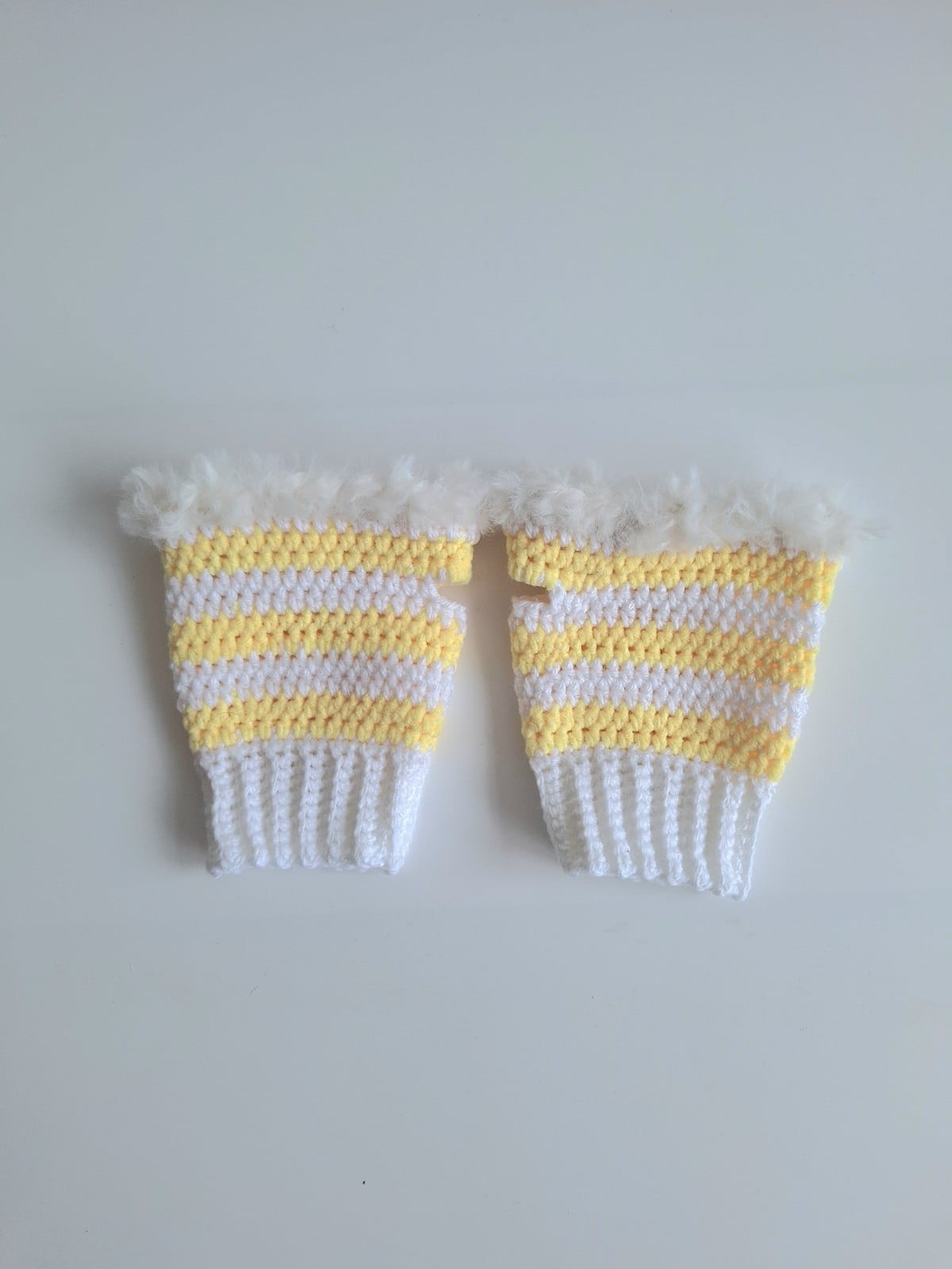 Gehaakte handschoenen - gehaakte vingerloze handschoenen | Wit en geel
