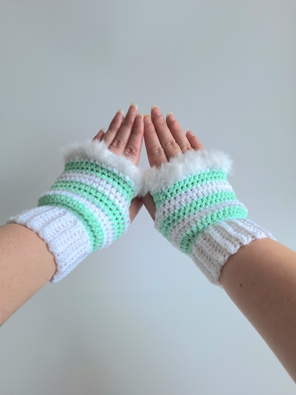 Gehaakte handschoenen - gehaakte vingerloze handschoenen | Wit en mintgroen