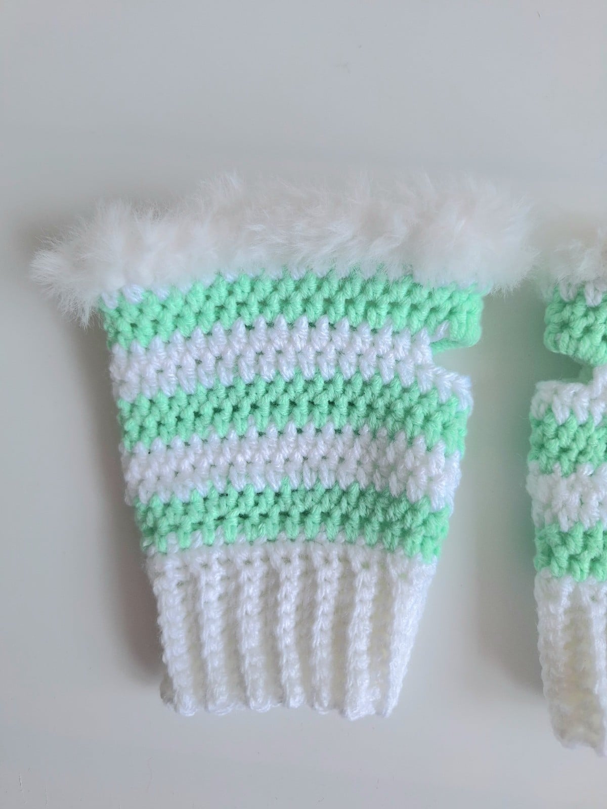Gehaakte handschoenen - gehaakte vingerloze handschoenen | Wit en mintgroen