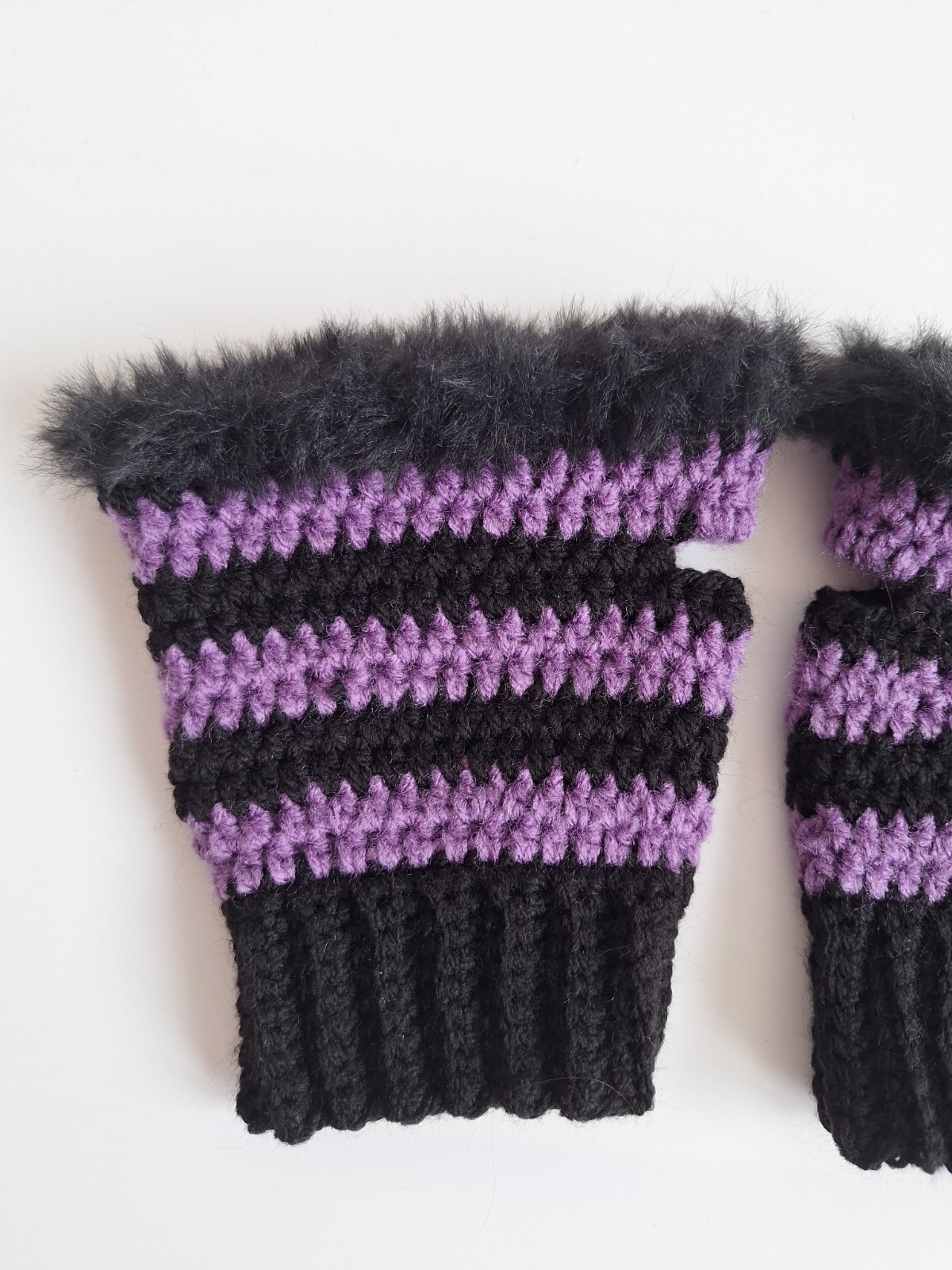 Gehaakte handschoenen - gehaakte vingerloze handschoenen | Zwart en paars