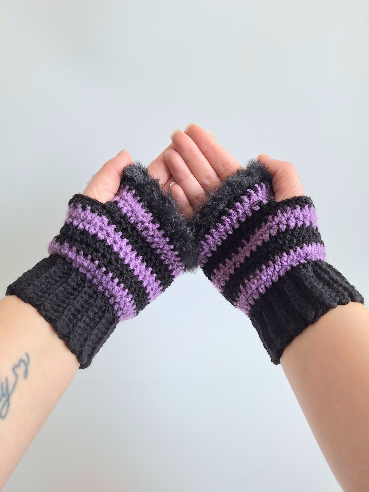 Gehaakte handschoenen - gehaakte vingerloze handschoenen | Zwart en paars