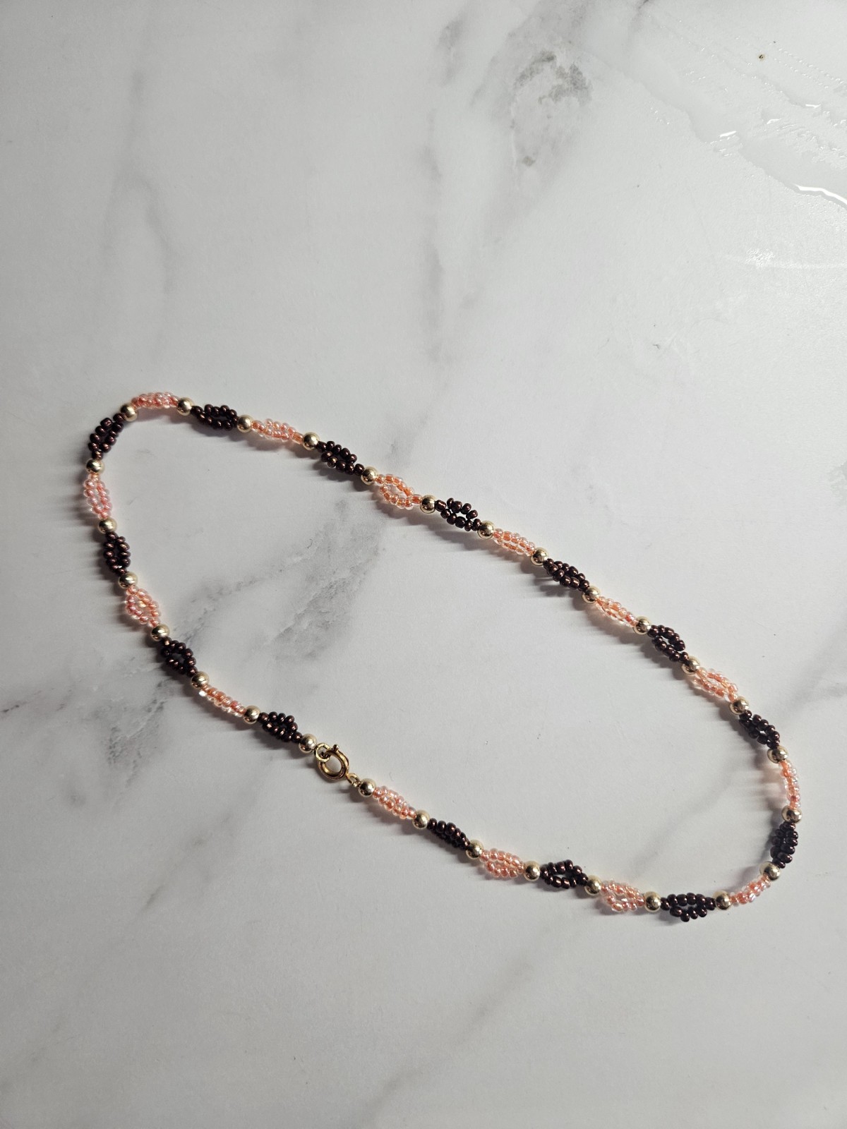 Gekleurde kralenketting dubbel stuk