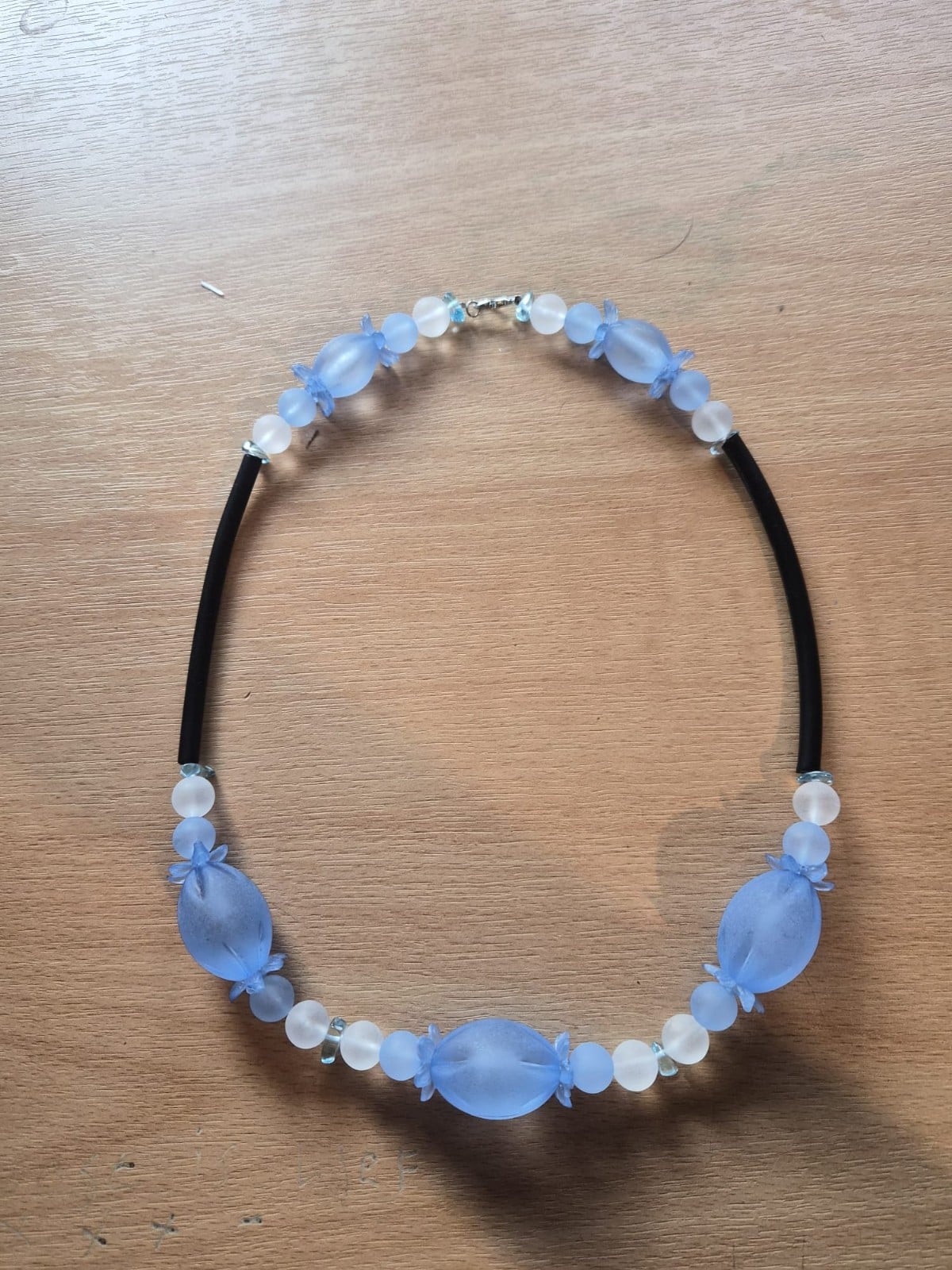 ketting bloem met rubber