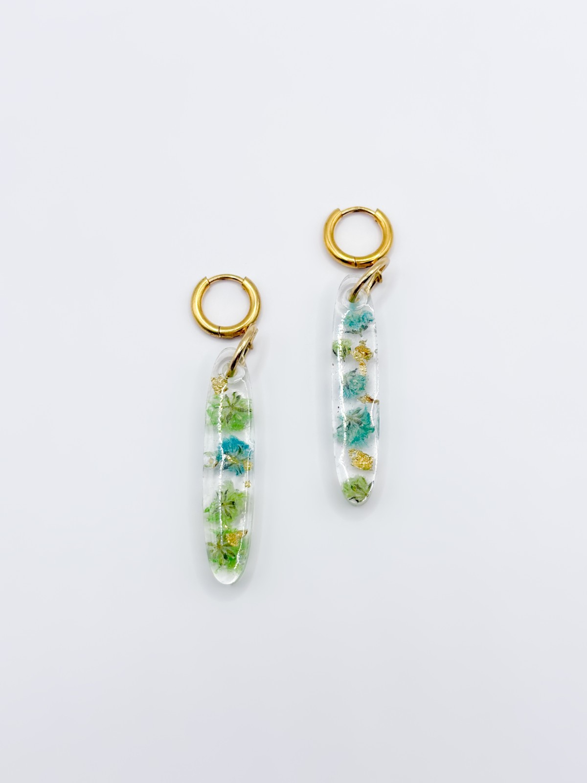 Lange Ovale Oorbellen Gevuld met Echte Bloemen uit Luxembourg (Forgotten Gardens)