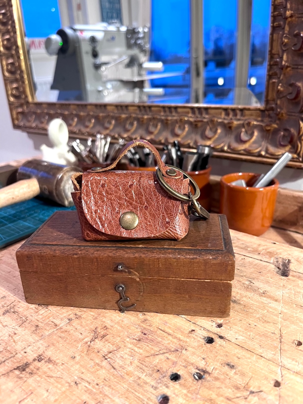 Leren bag charm - sleutelhanger in diverse kleuren