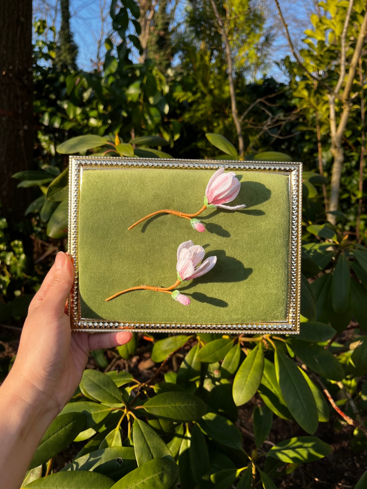 Micro gehaakte magnolia broche - 118394 Micro gehaakte magnolia broche