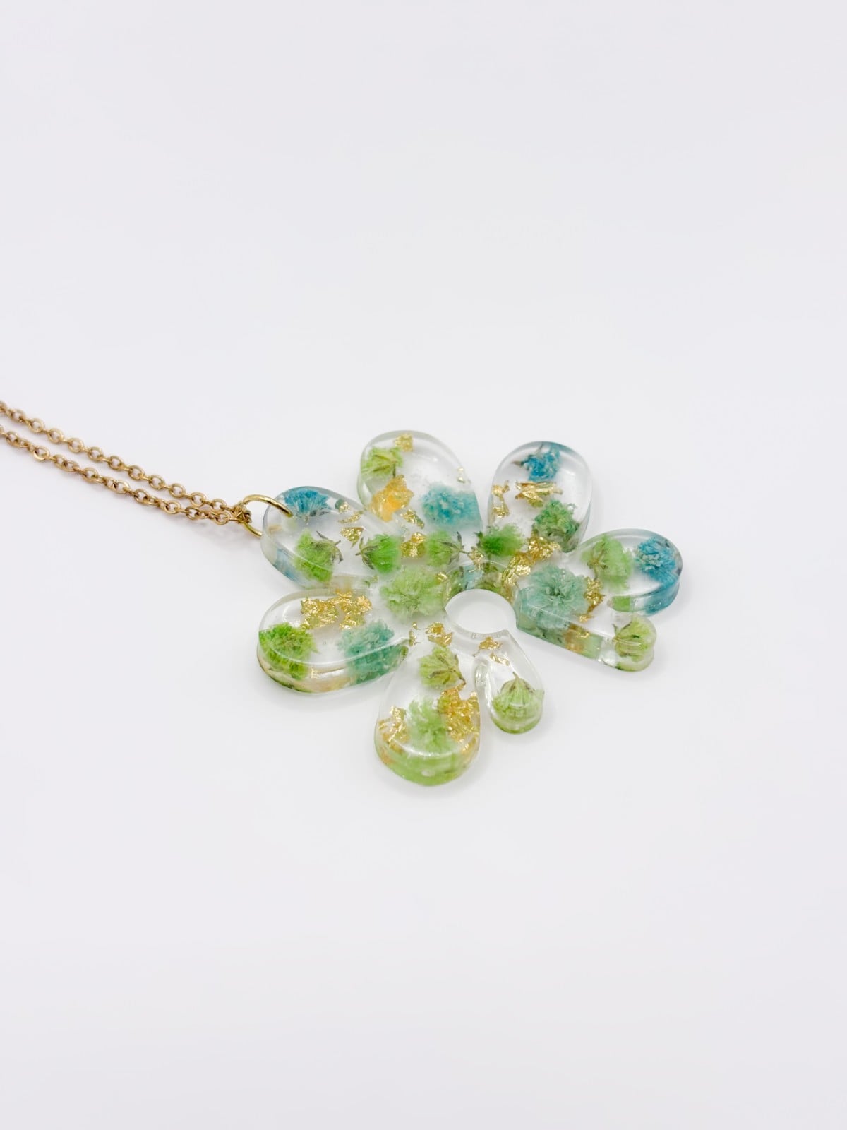Bloemvormige Statement Ketting met Echte Bloemen uit Luxemburg (Forgo… - 125569 Bloemvormige Statement Ketting met Echte Bloemen uit Luxemburg (Forgotten Gardens)
