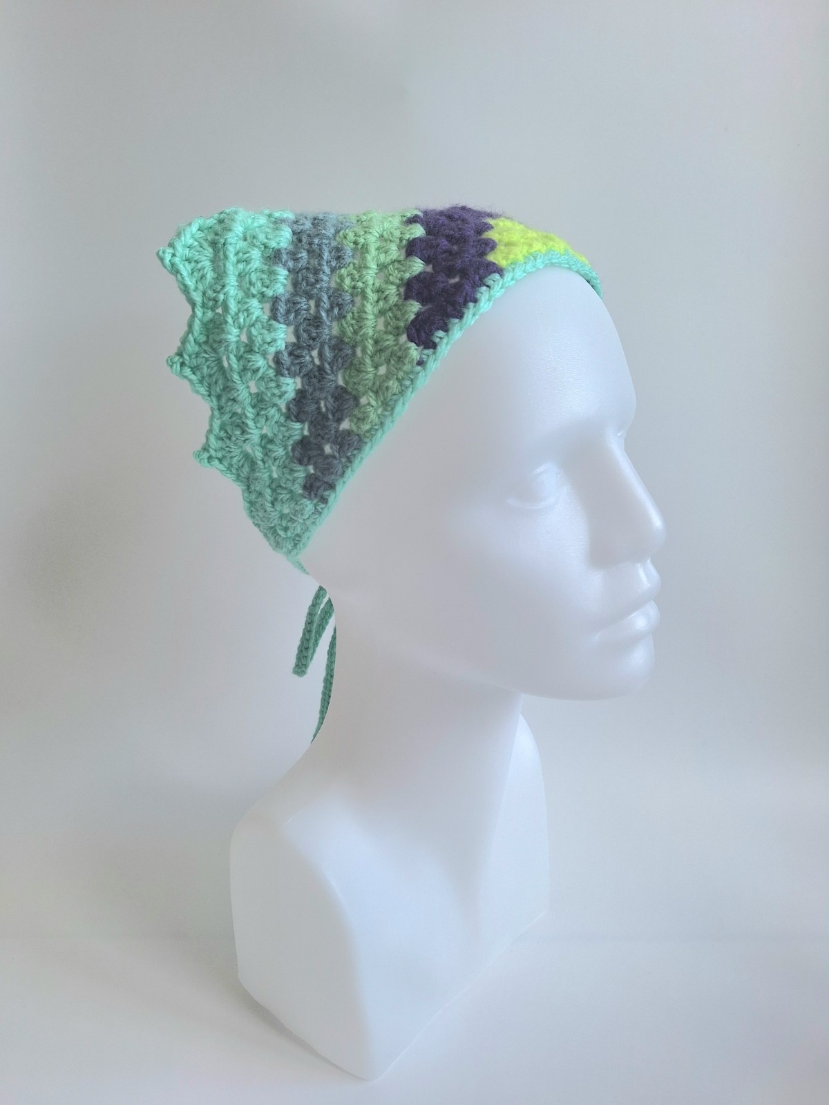 Gehaakte bandana | Limegroen, donkerpaars, eucalyptus, grijsblauw en mintgroen