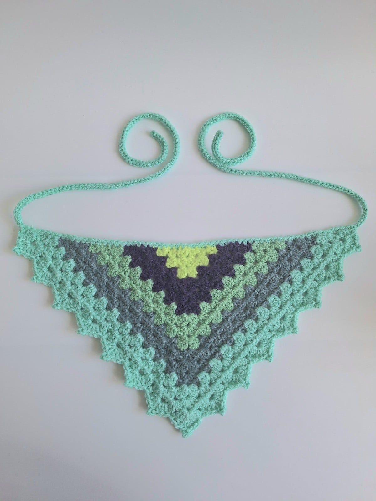 Gehaakte bandana | Limegroen, donkerpaars, eucalyptus, grijsblauw en mintgroen