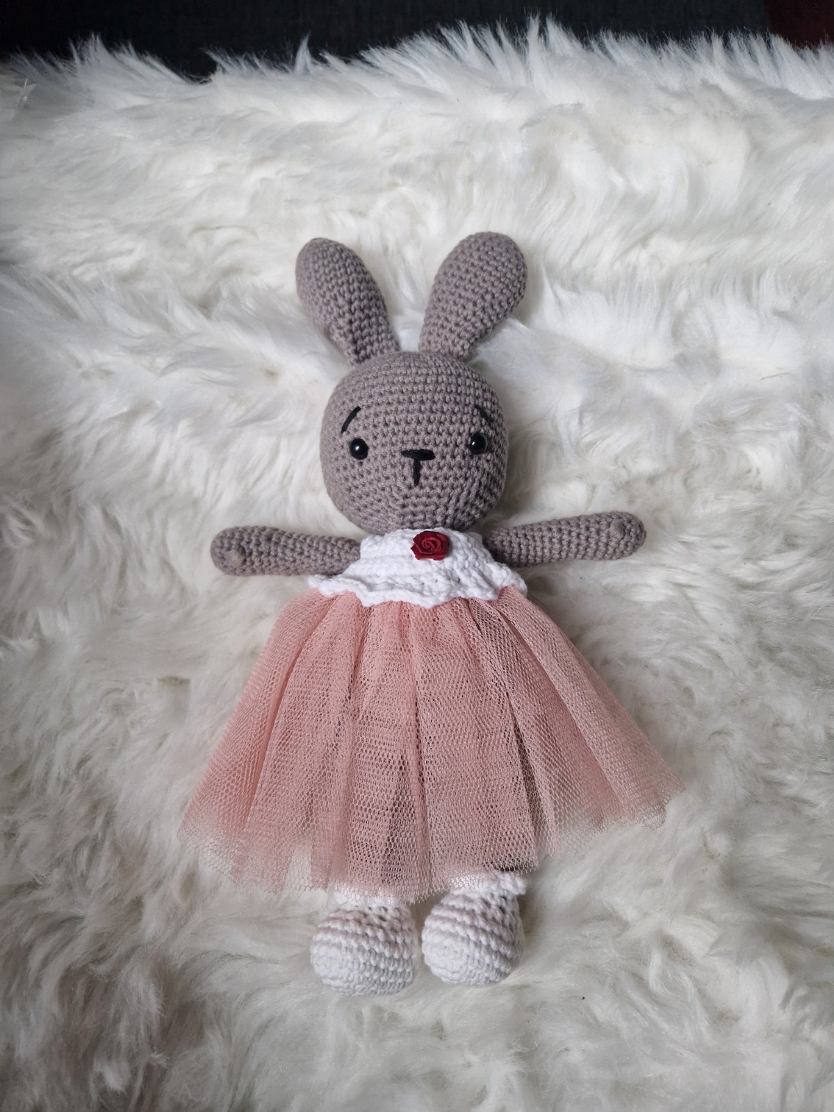 Konijntje met roze jurkje