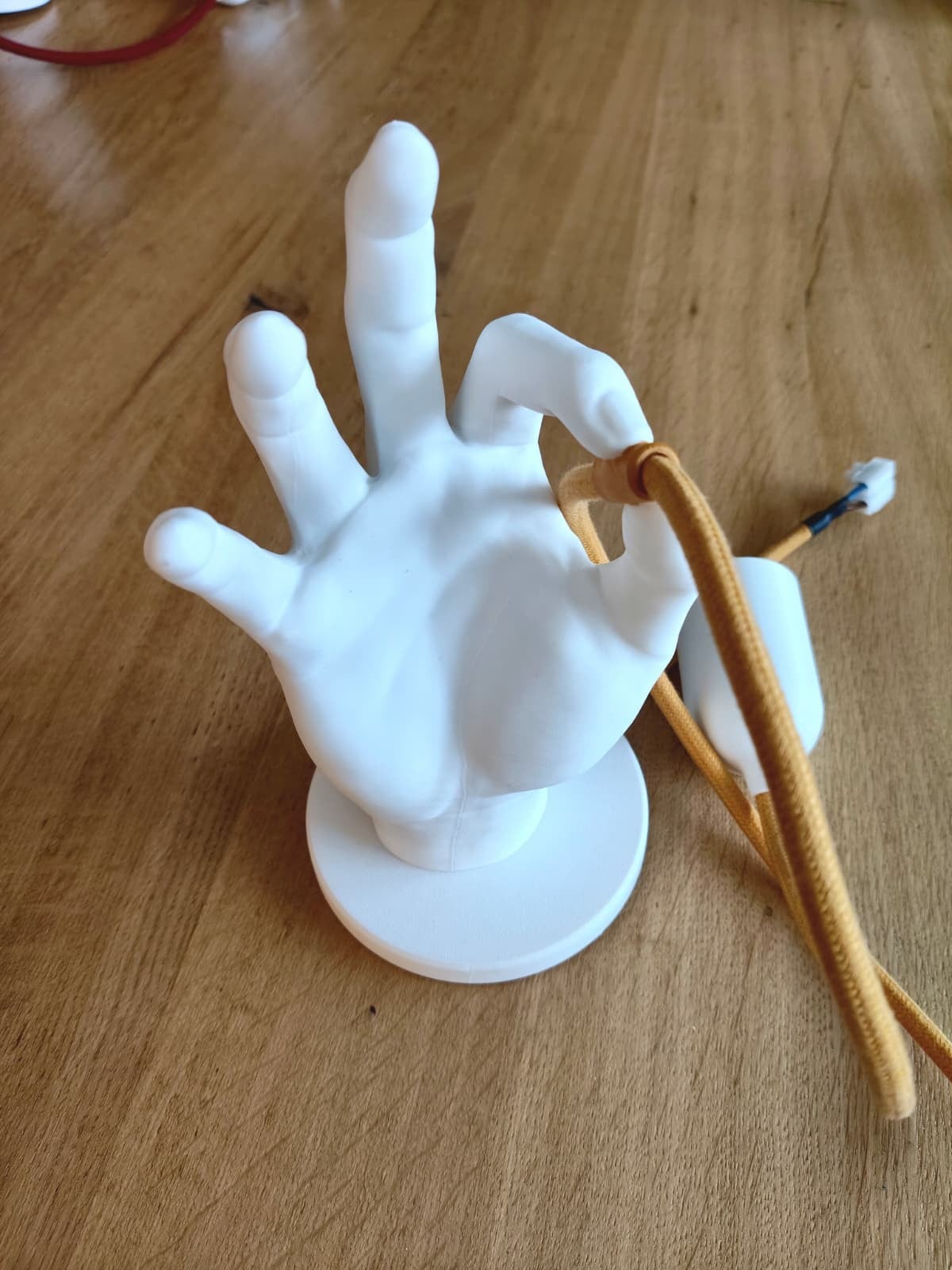 Plafondlamp in handvorm - Flick - Mustard yellow