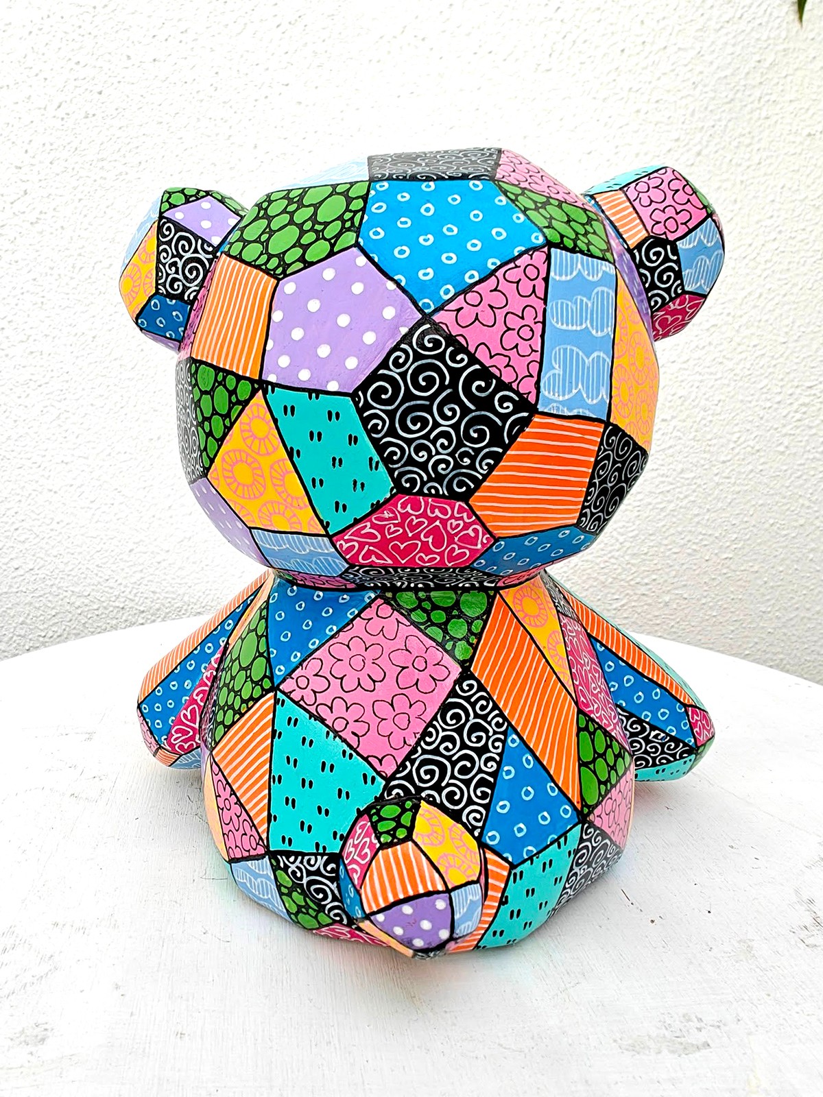 Teddybeer – Handgeschilderd Kleurrijk Beeldje